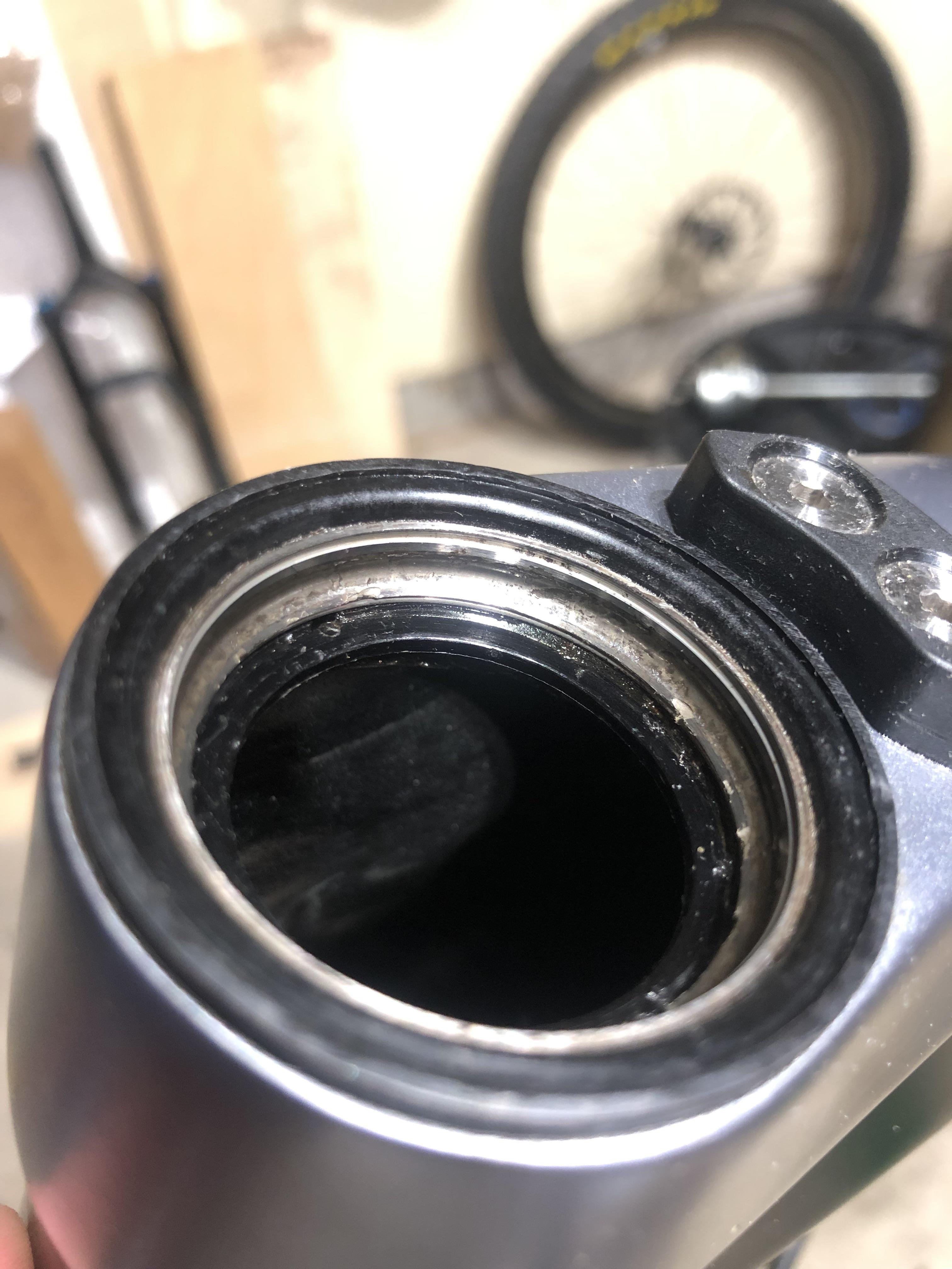 Help! Seized headset bearing. 2019 canyon neuron. Outer race of the top