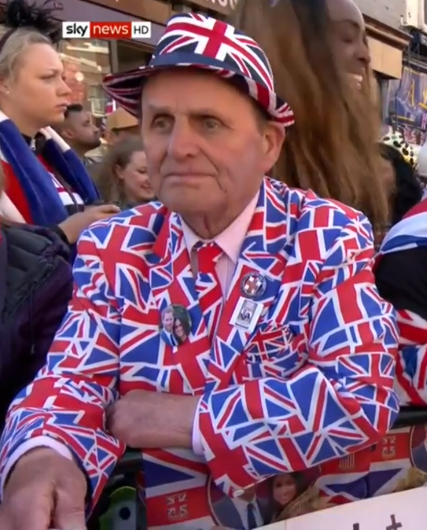 A man dressed in British union jack costume r/britpics