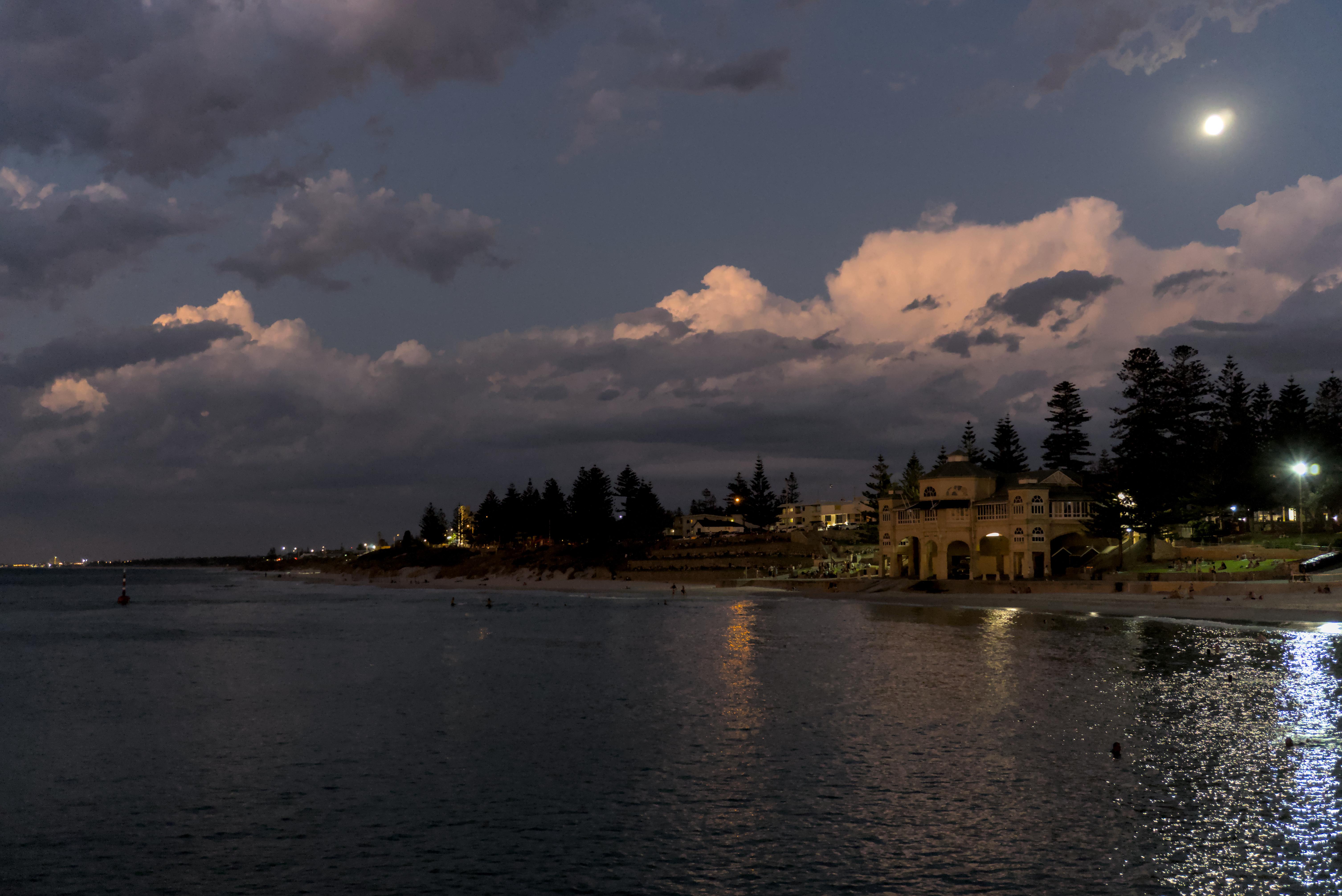 Cool Clouds Cottesloe r/perth