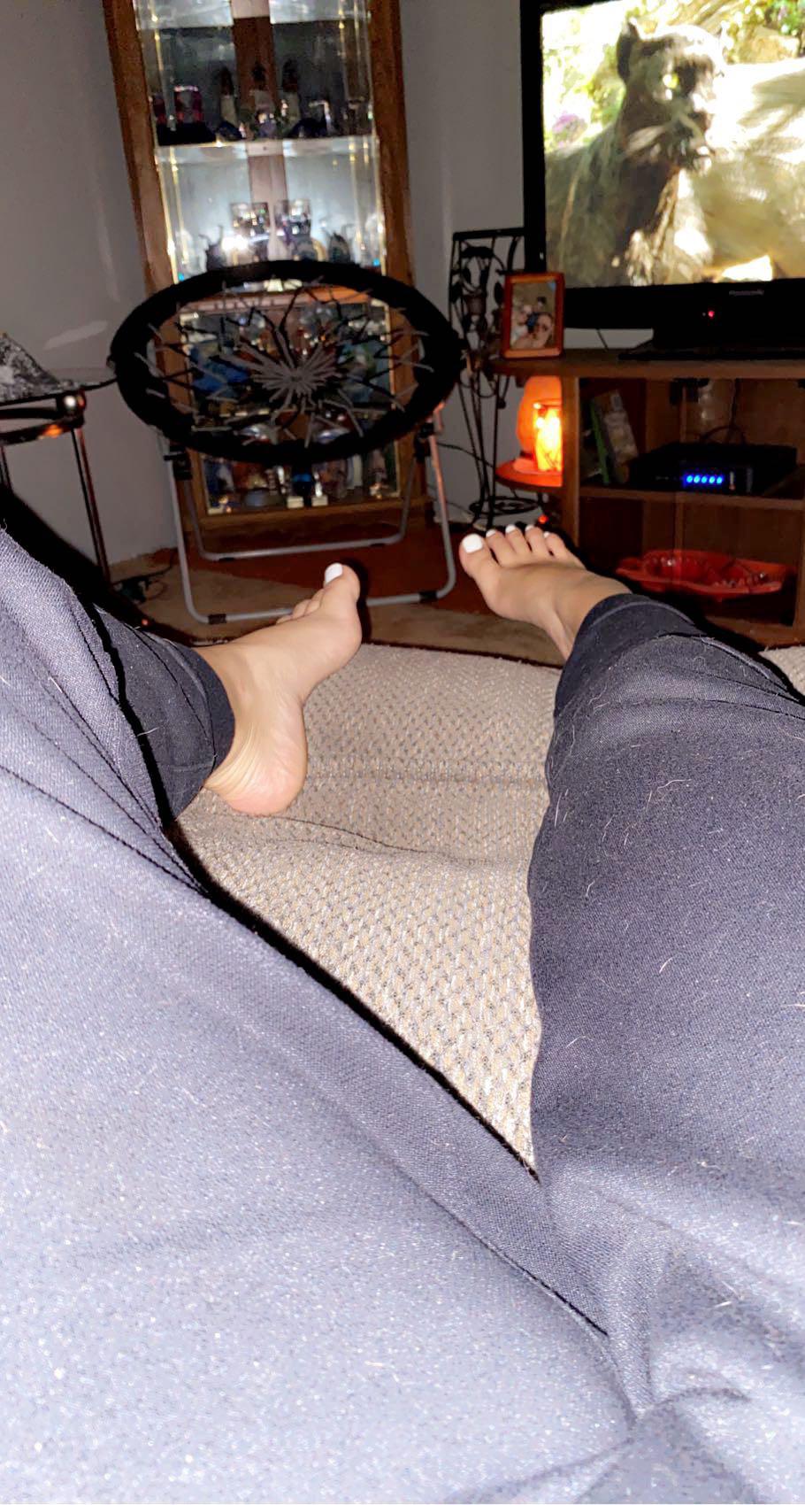 Rub my feet so I can relax? r/VerifiedFeet