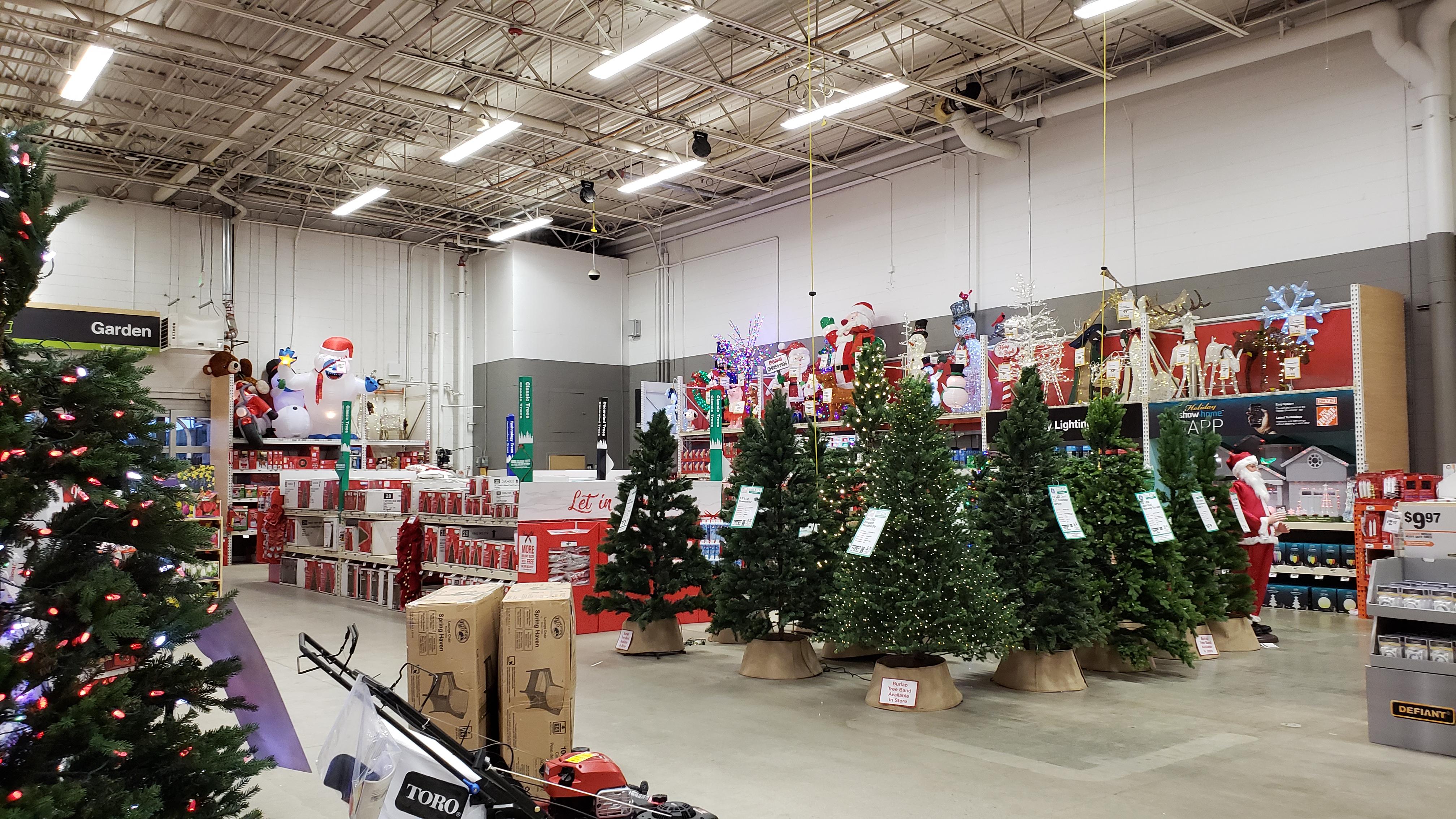 My local Home Depot has Christmas Fever (Oct 13th) r/pics