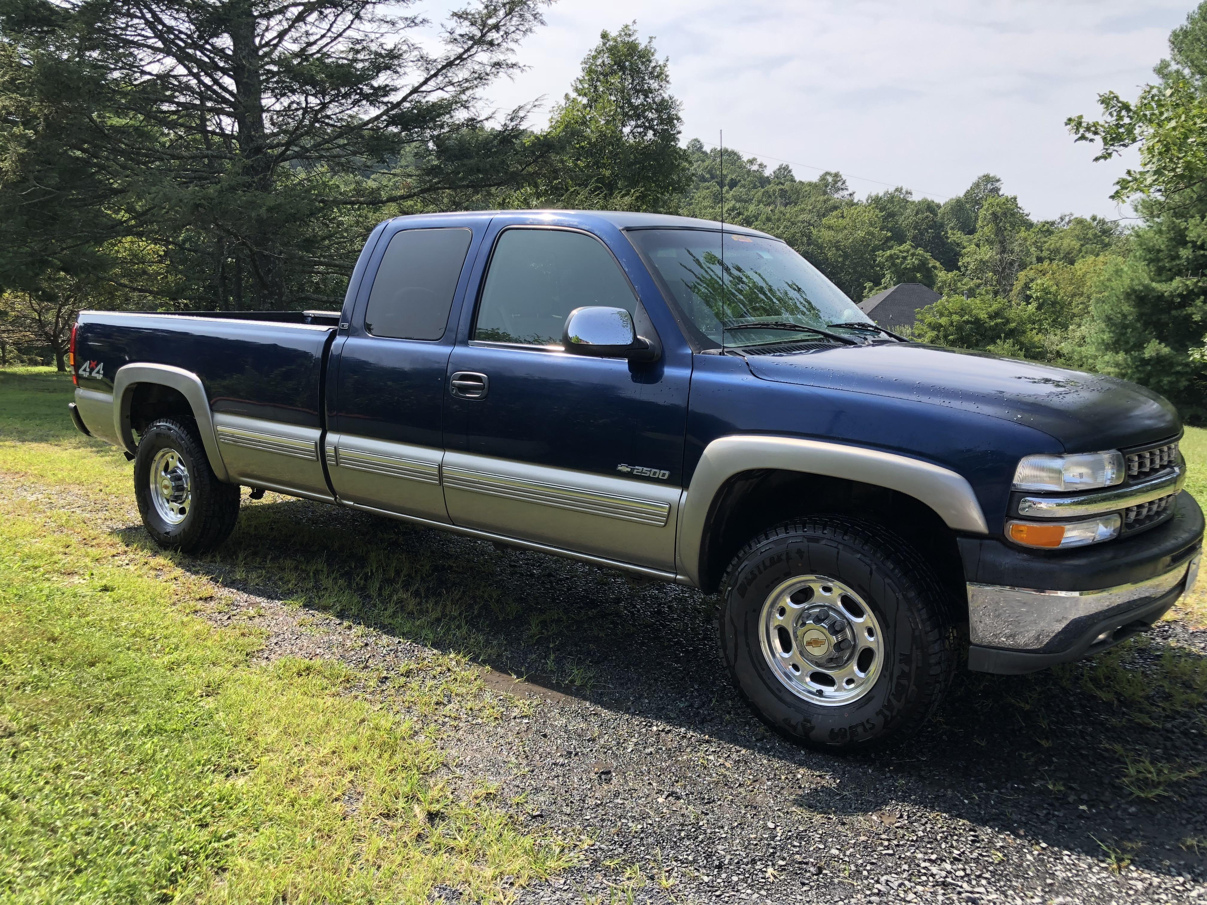 My 6.0 with 410 gears all clean Trucks