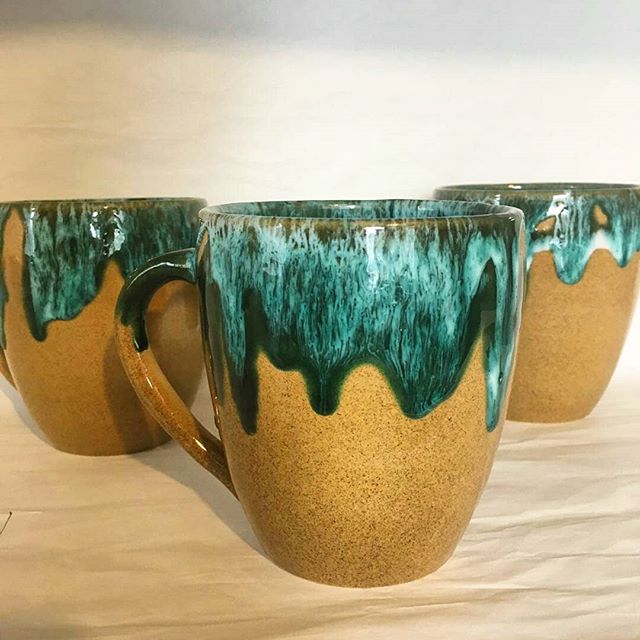 The combination of iron oxide and copper oxide and OPAC.cone06.cly body