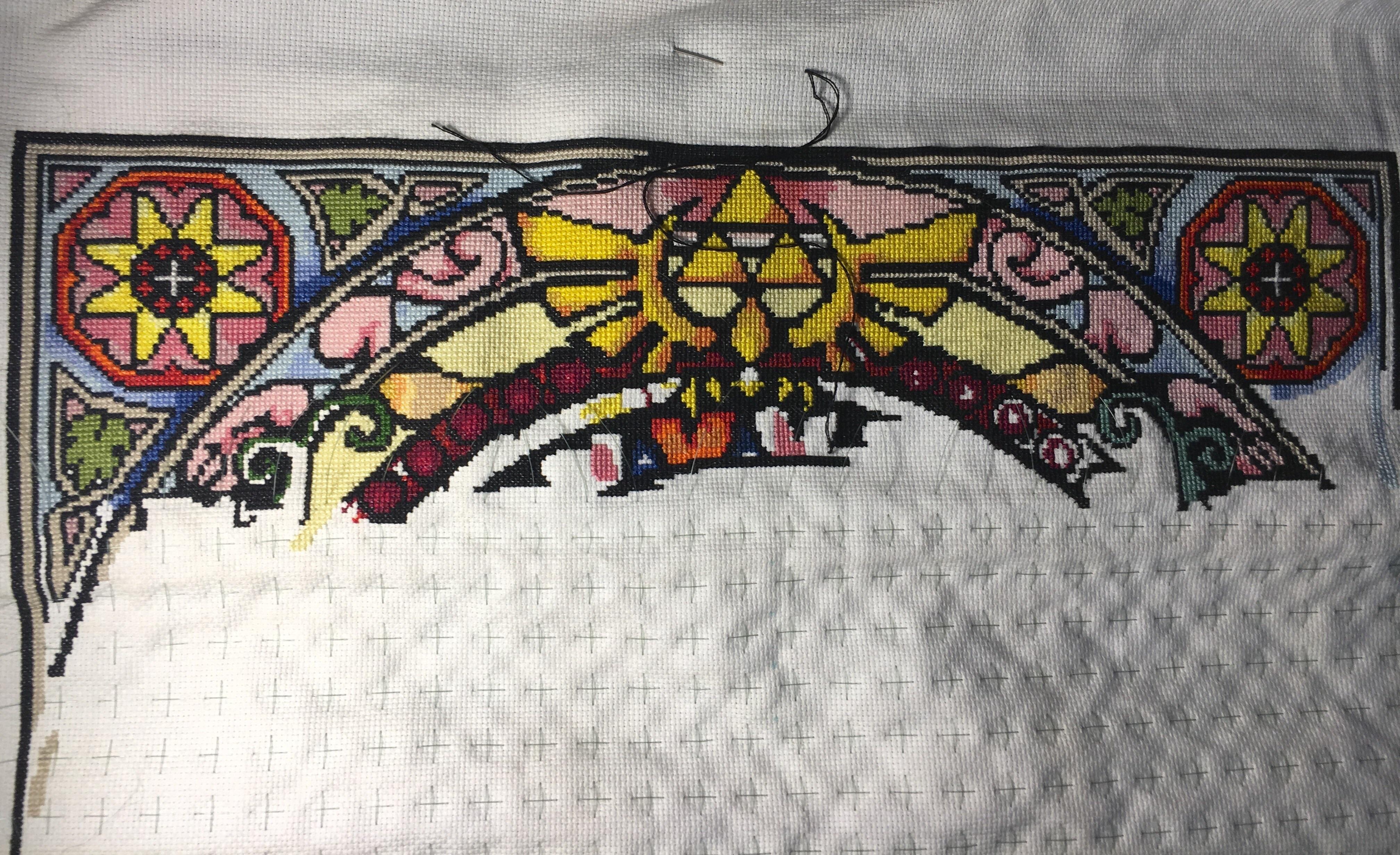[WIP] Zelda stained glass pattern. Back to work on my longterm project