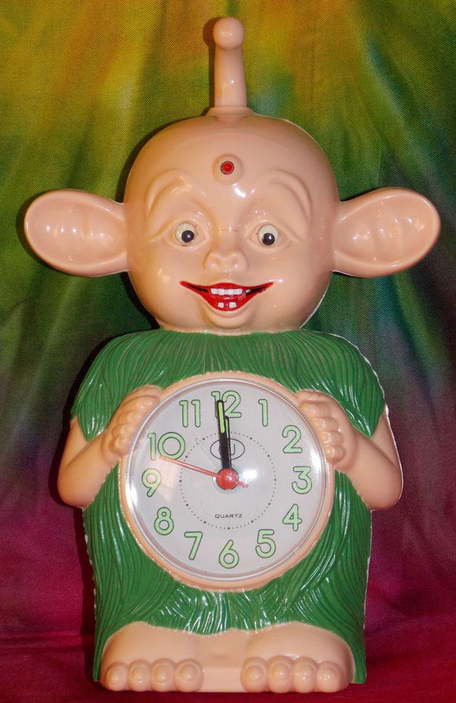 this alarm clock r/creepydesign