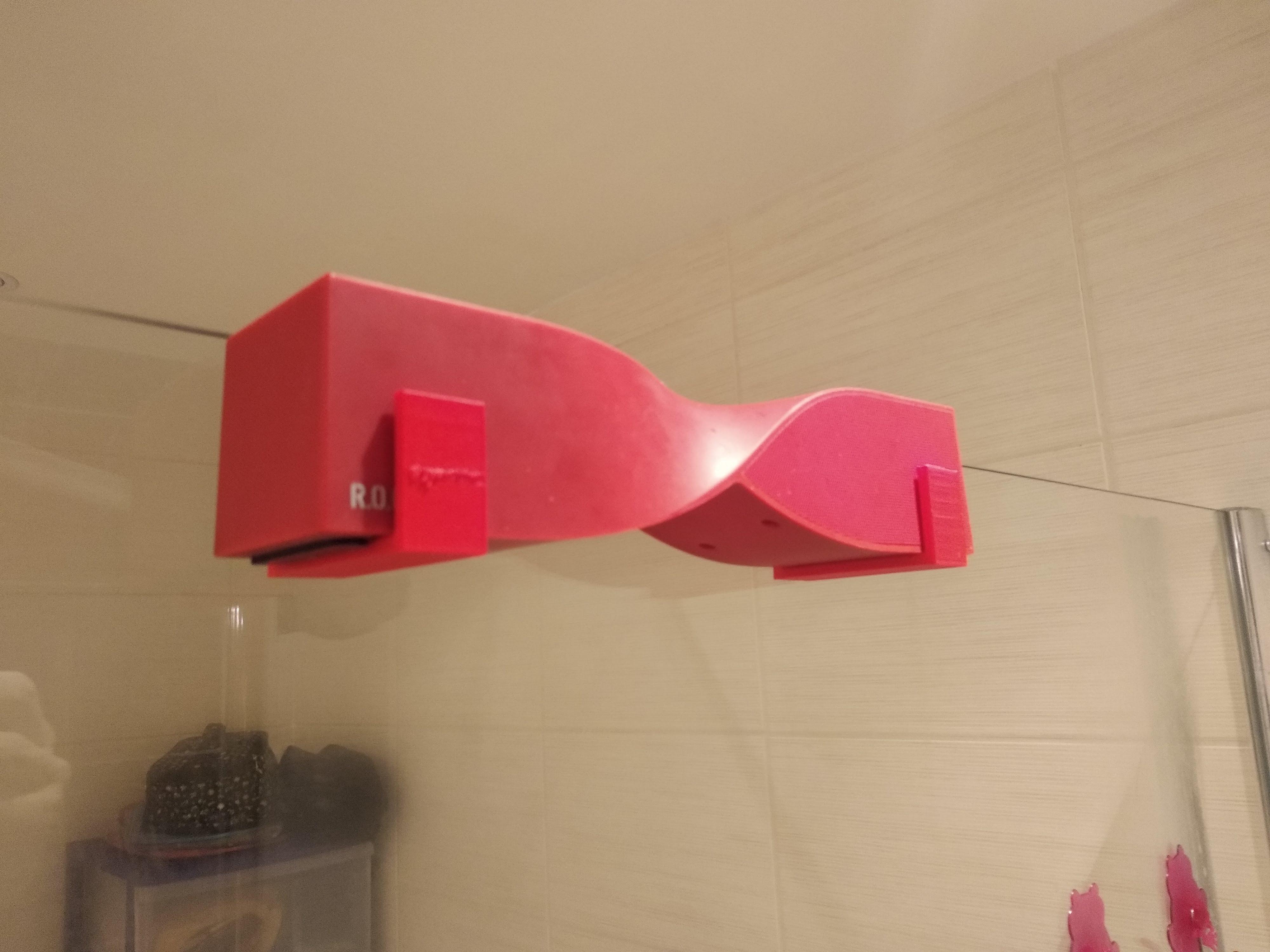 Those hooks to hang my bluetooth speaker in the shower r/functionalprint