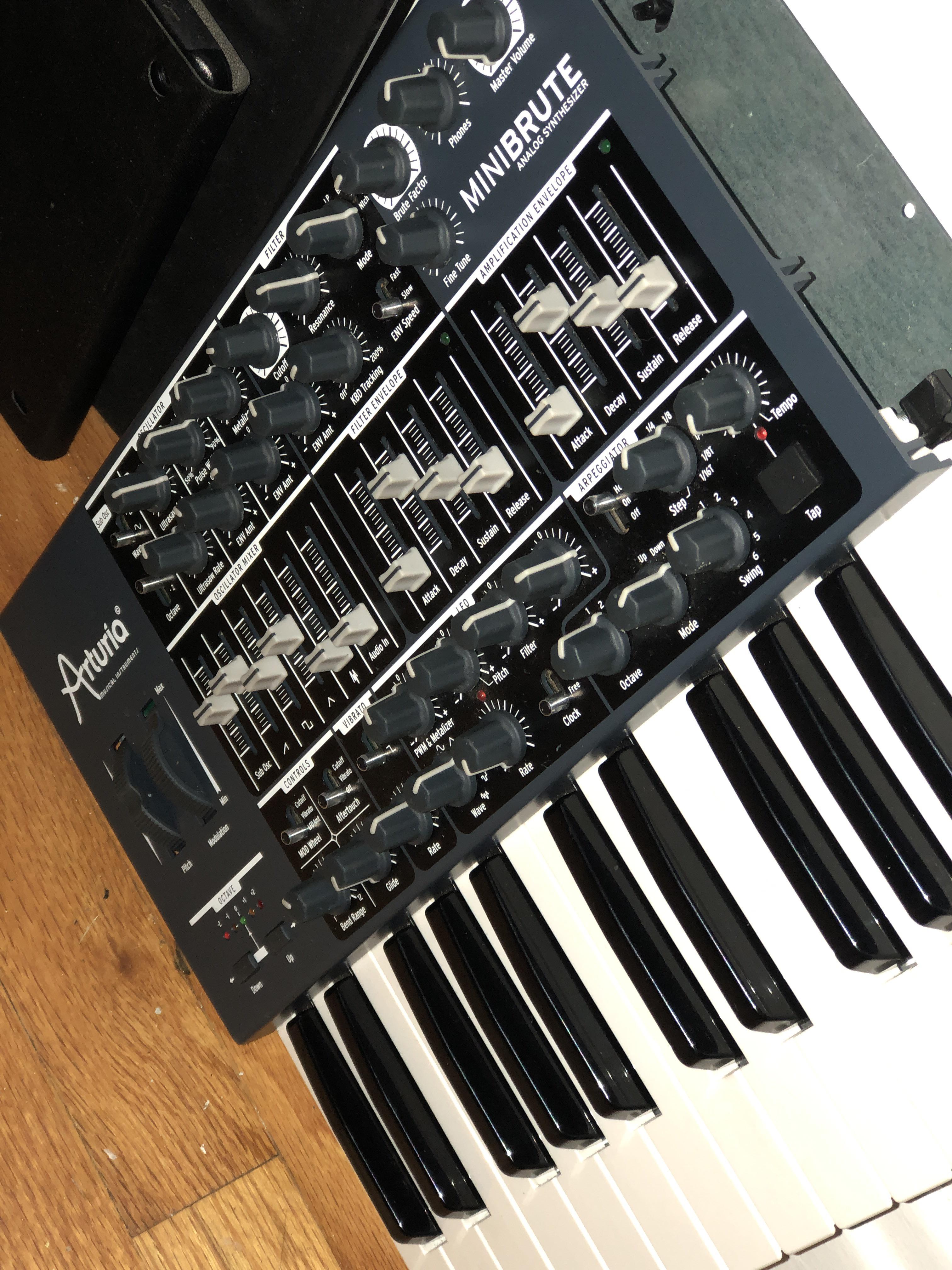 60 Gamble on 'broken' Minibrute... pays off. r/synthesizers