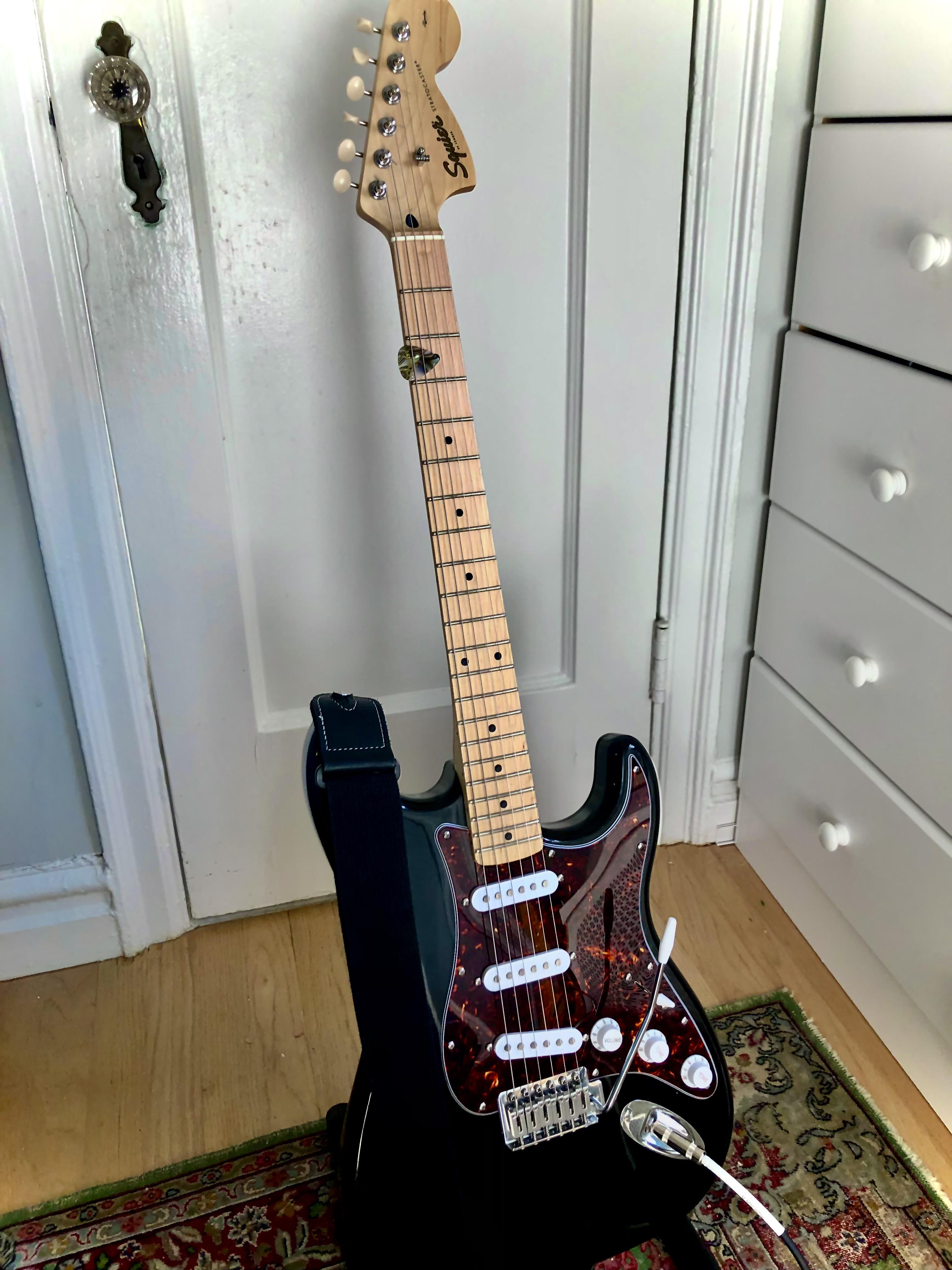 230 best Squier Strat images on Pholder Guitars, Guitarporn and Stratocaster