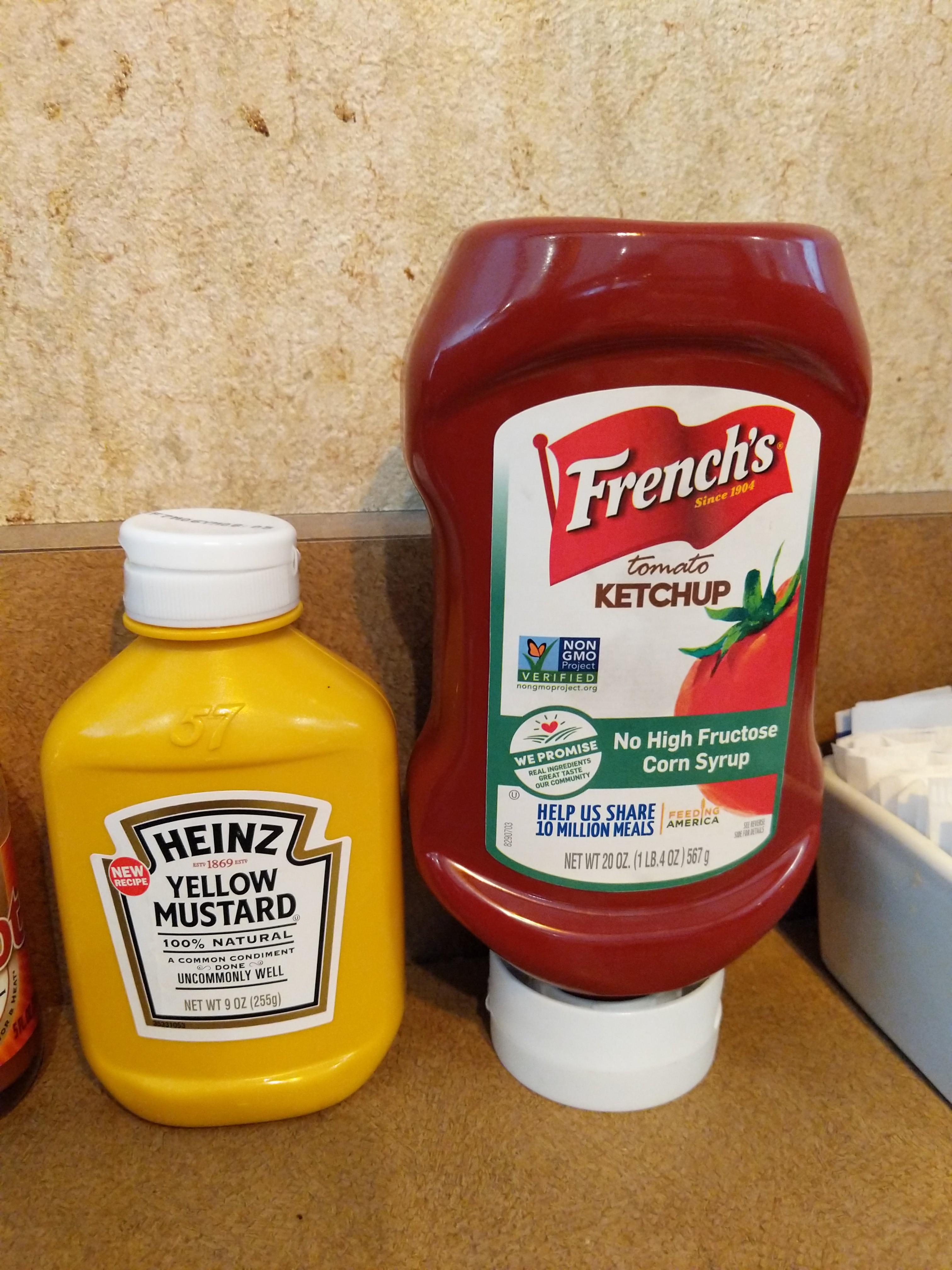 This restaurant has French's ketchup and Heinz mustard. r