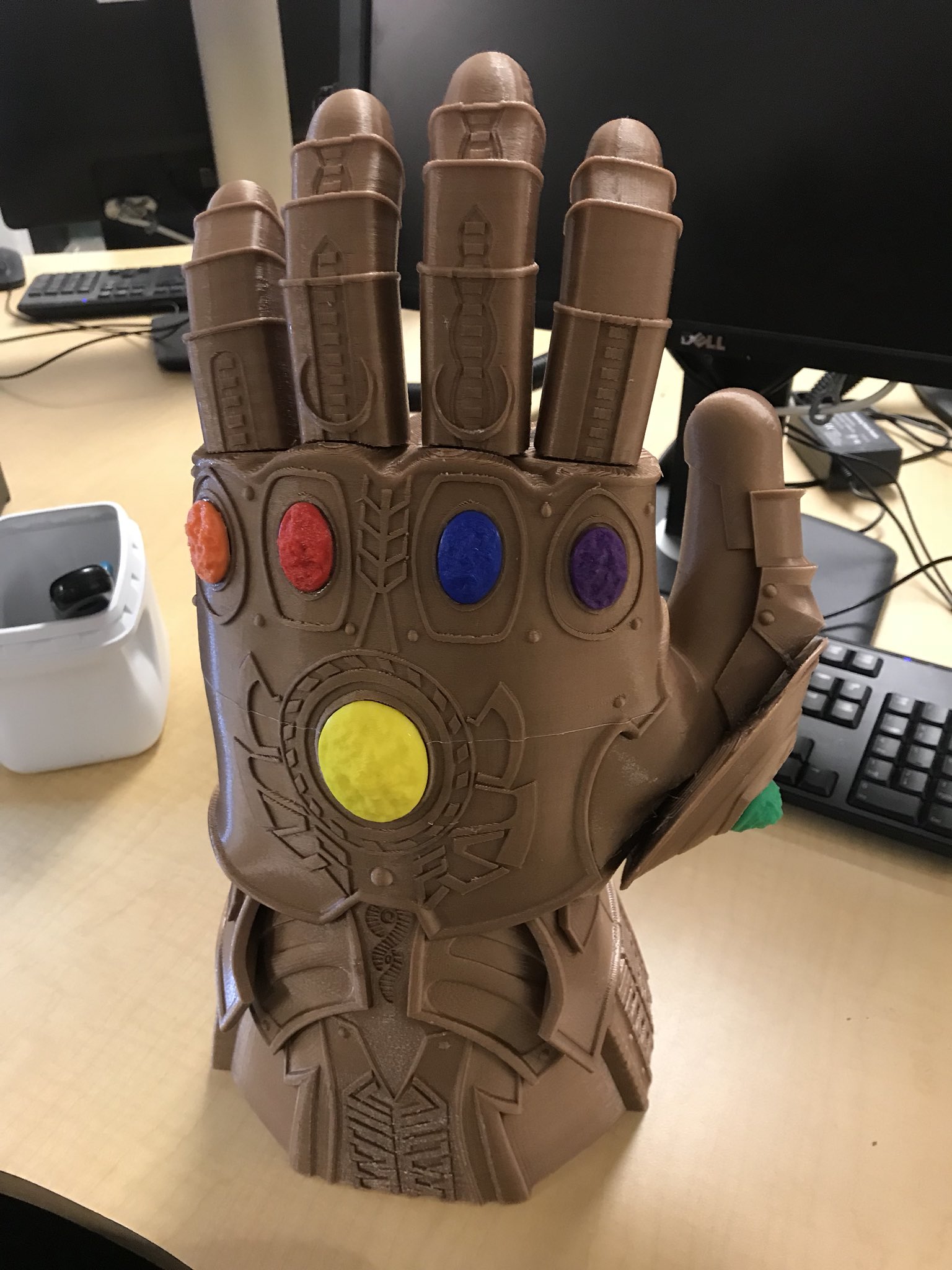 3D Printed Infinity Gauntlet! r/inthesoulstone