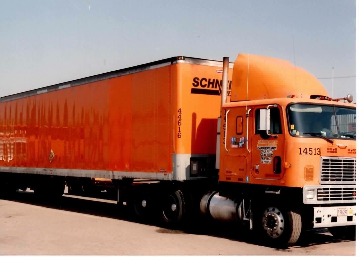 My first truck. Ca 1992 r/Truckers