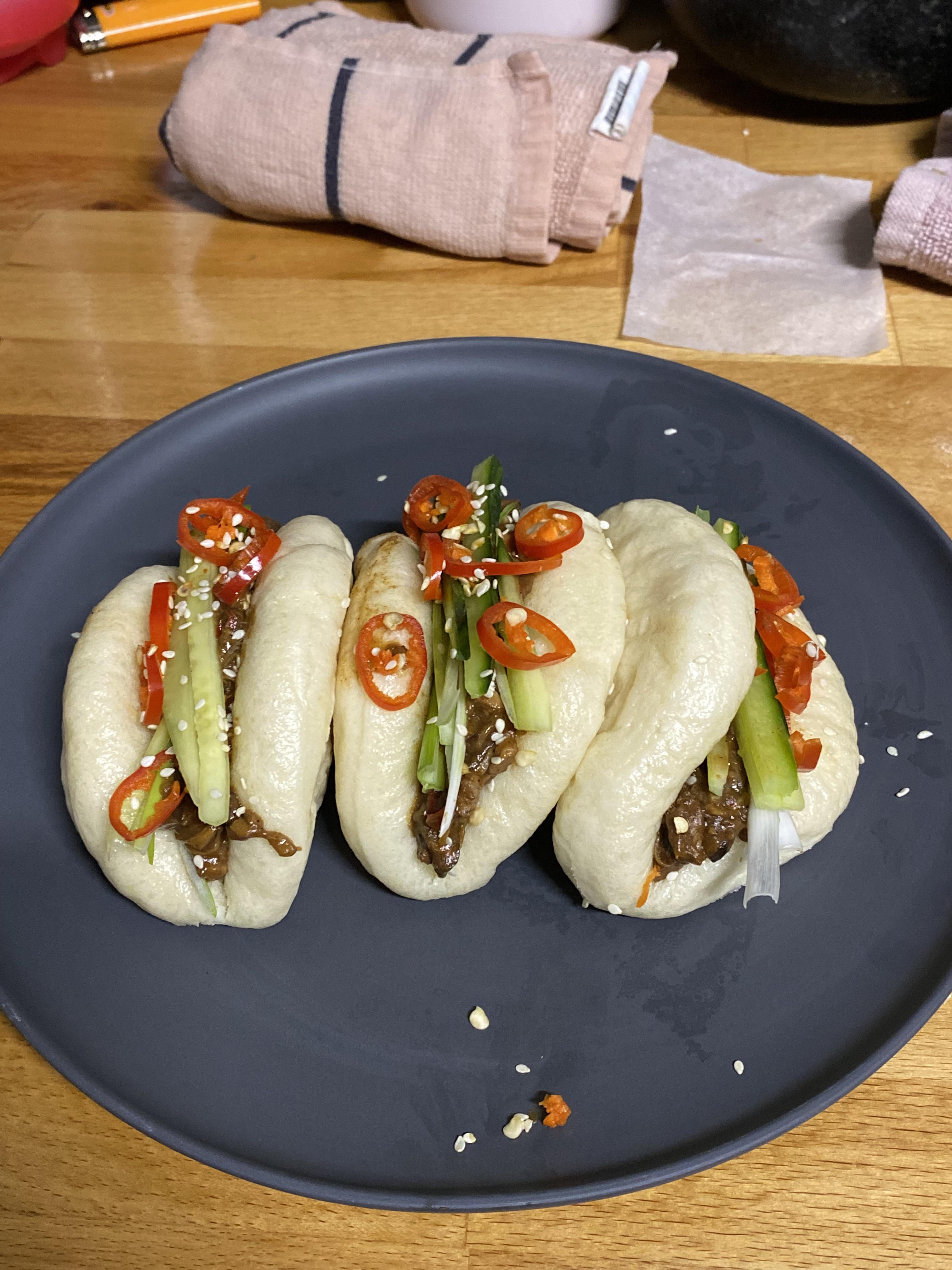 Jackfruit bao r/VeganFoodPorn