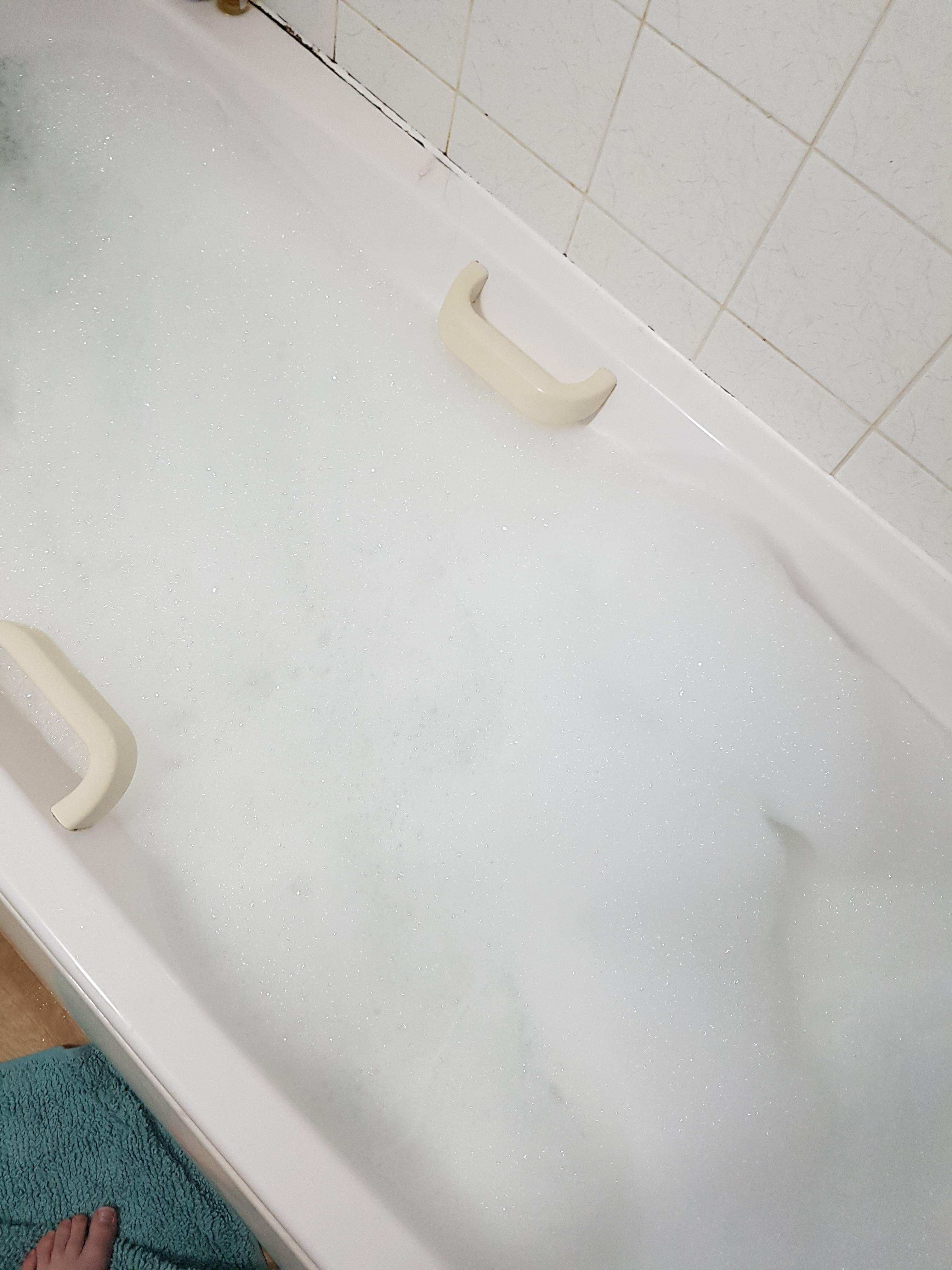 Used snow fairy shower gel as bubble bath am not disappointed r