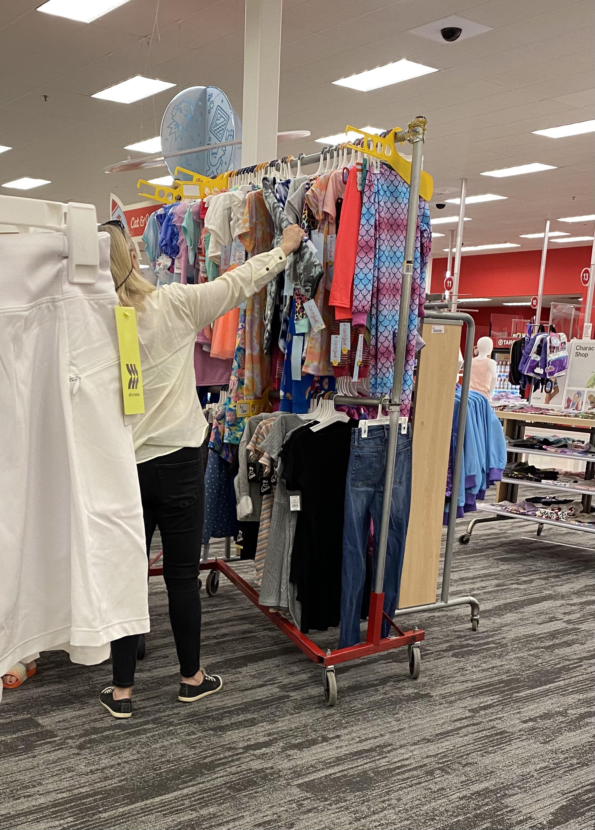 38+ Target Room Essentials Garment Rack