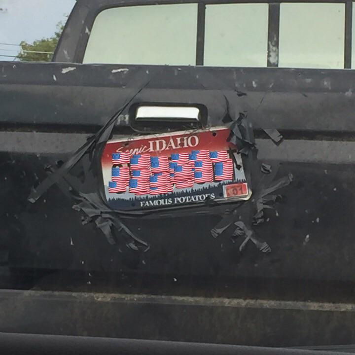 to attach a license plate r/therewasanattempt