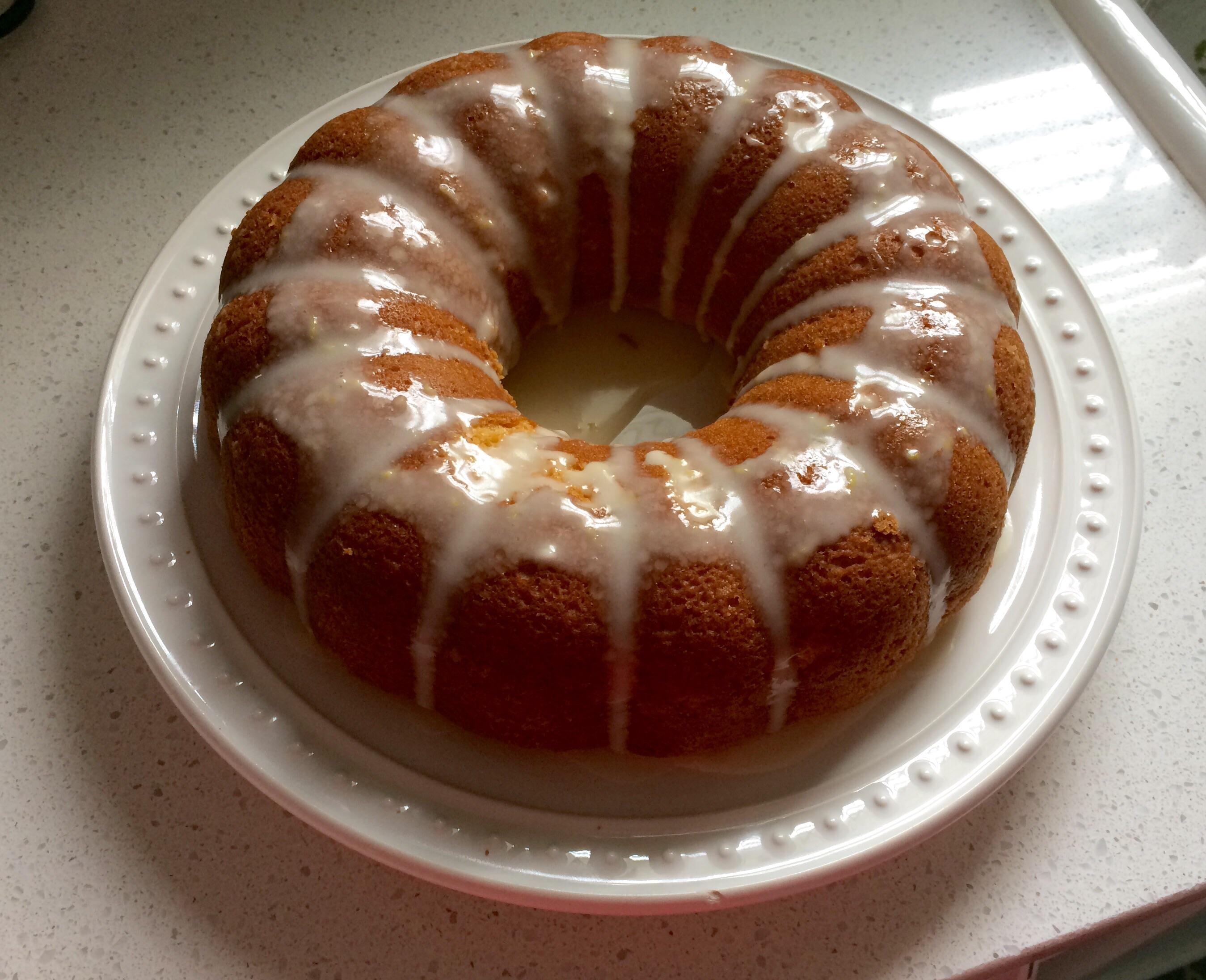 Earl grey tea cake with lemon glaze r/Baking