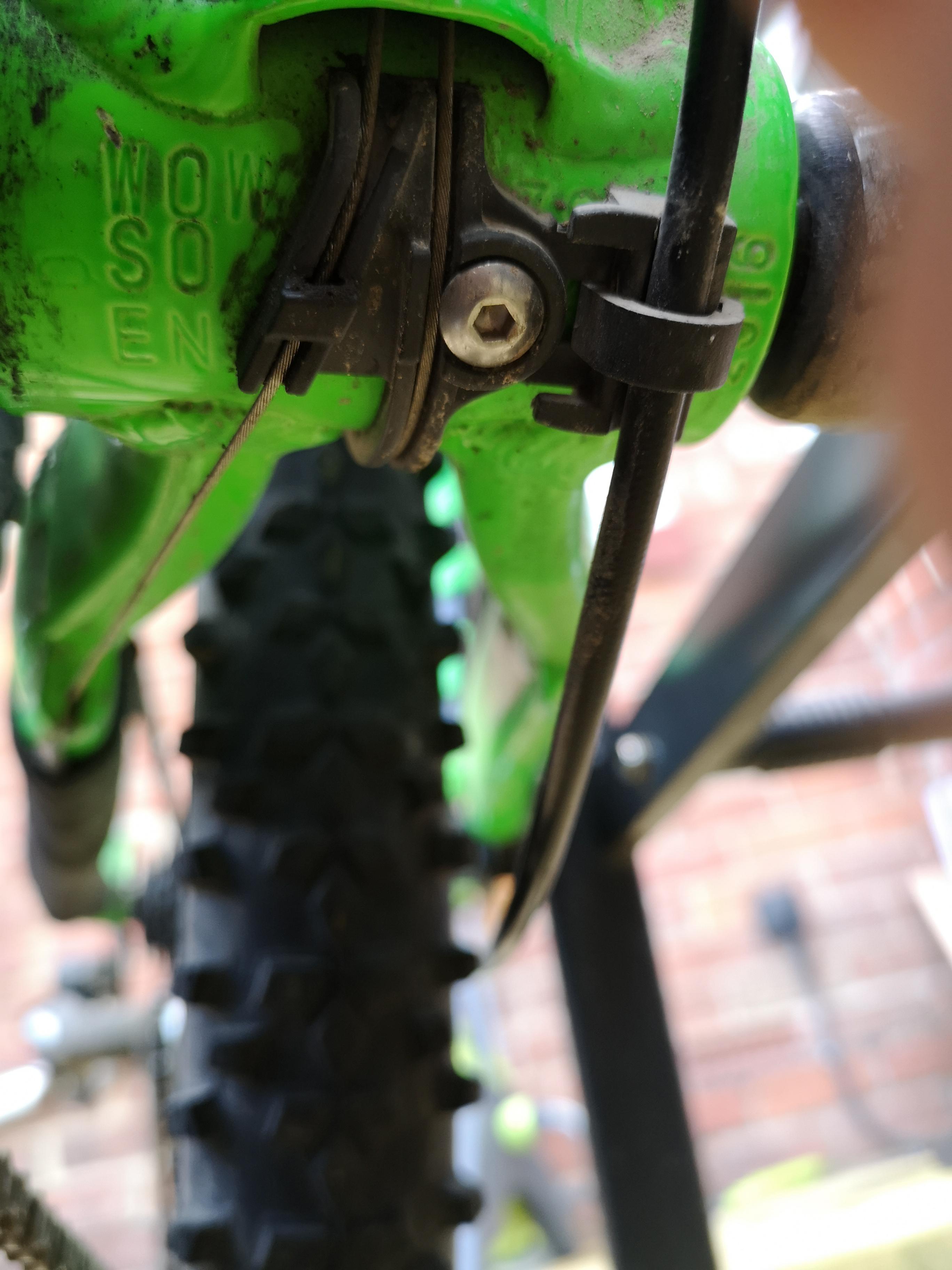 Specialized vs. Giant whichbike