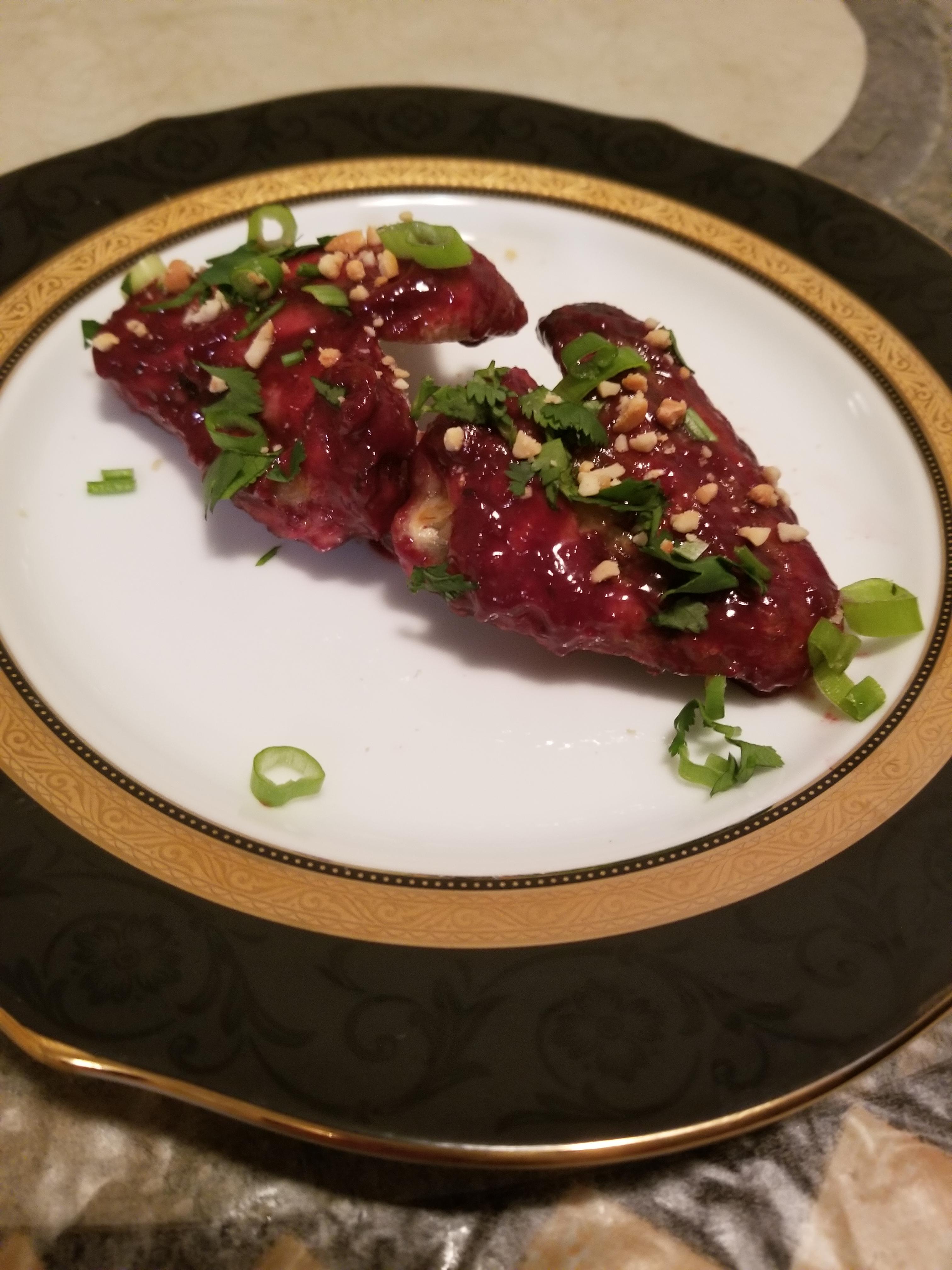 Hey guys! So I made my blackberry hot wings... Tried two different