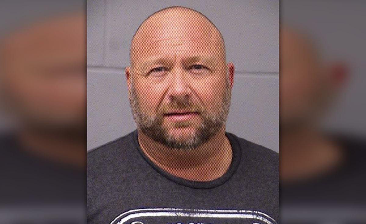 “Honestly I’m Kind of Retarded” Alex Jones Mugshot r/pics