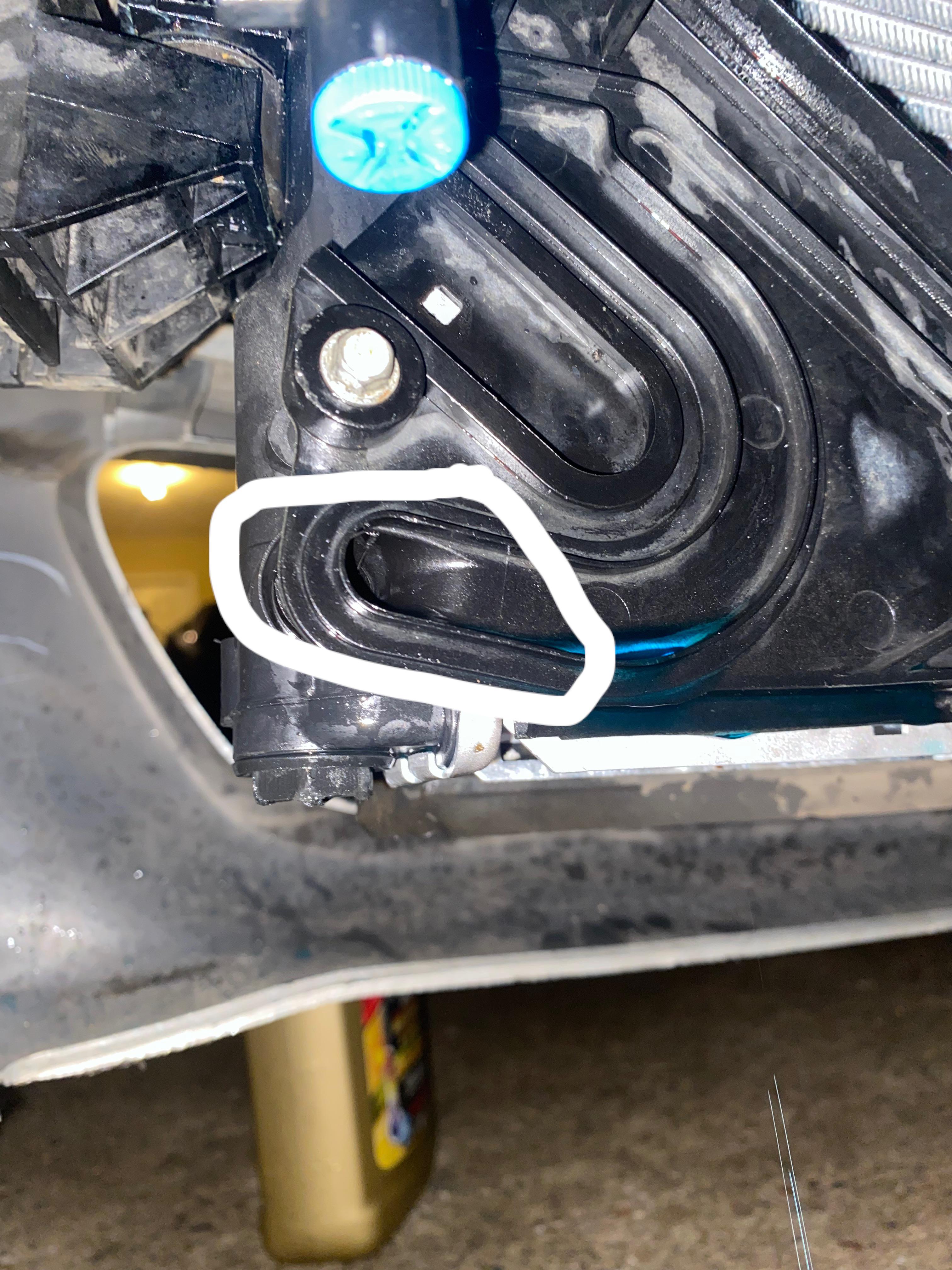 Has anyone ever had issues with their drain plug not sealing completely