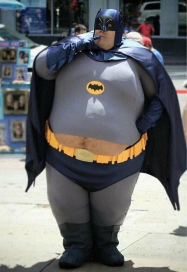 Look at m’boys healthy frame, is this the ideal male body? r/Tendies