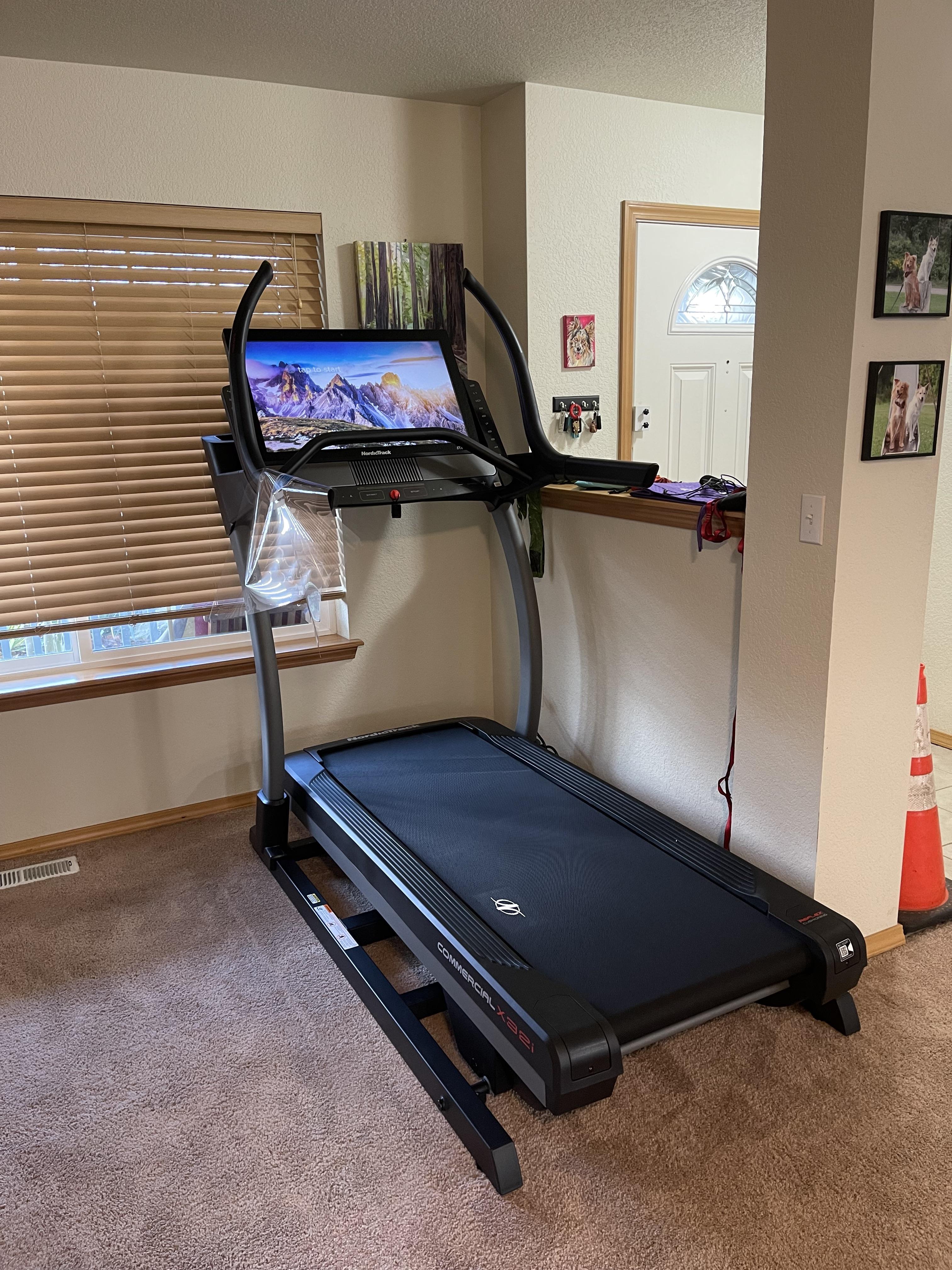 Roommate just got a commercial x32i - we're wondering if there's a way