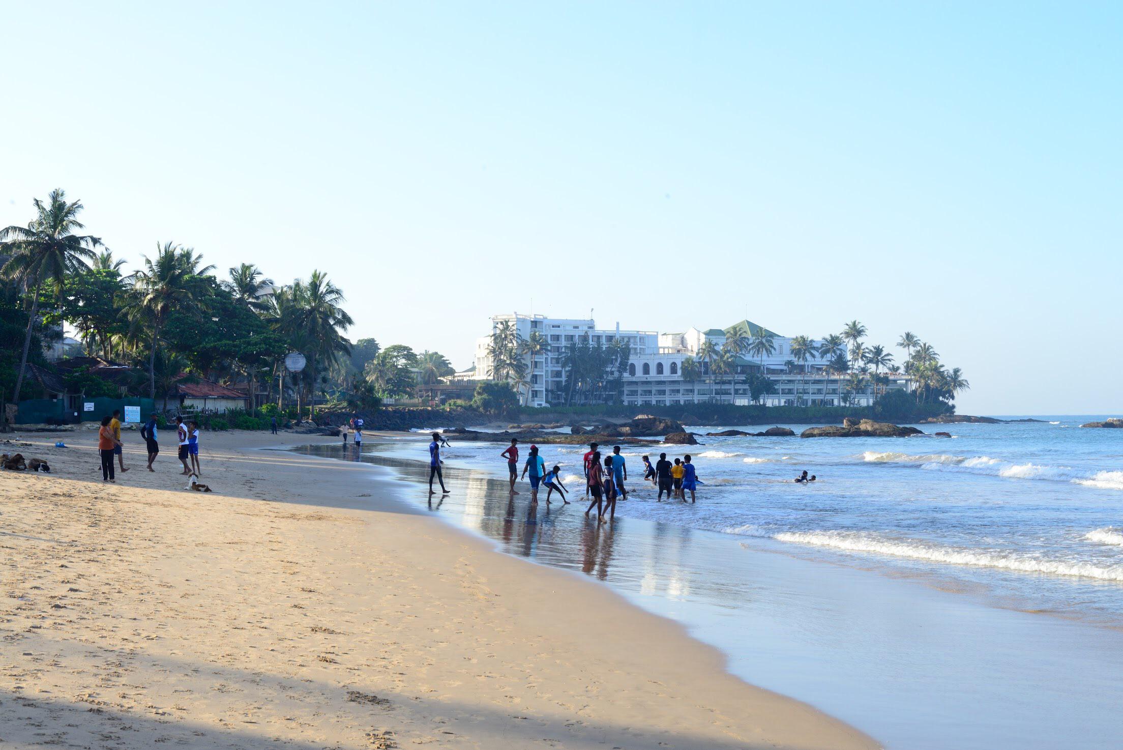 Mount Lavinia from the beach, early morning r/srilanka