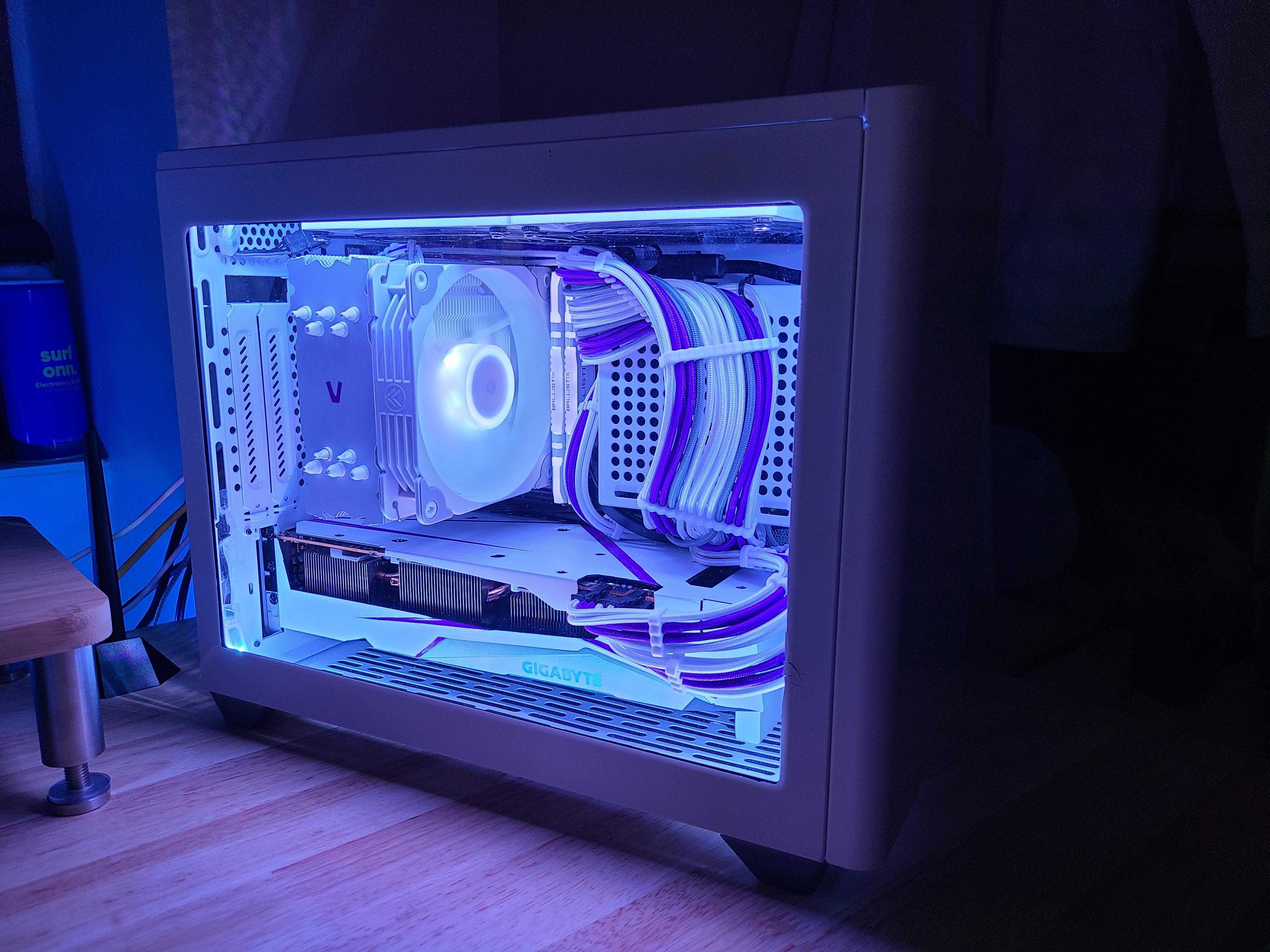 My Ultimate White and Purple build First PC sffpc