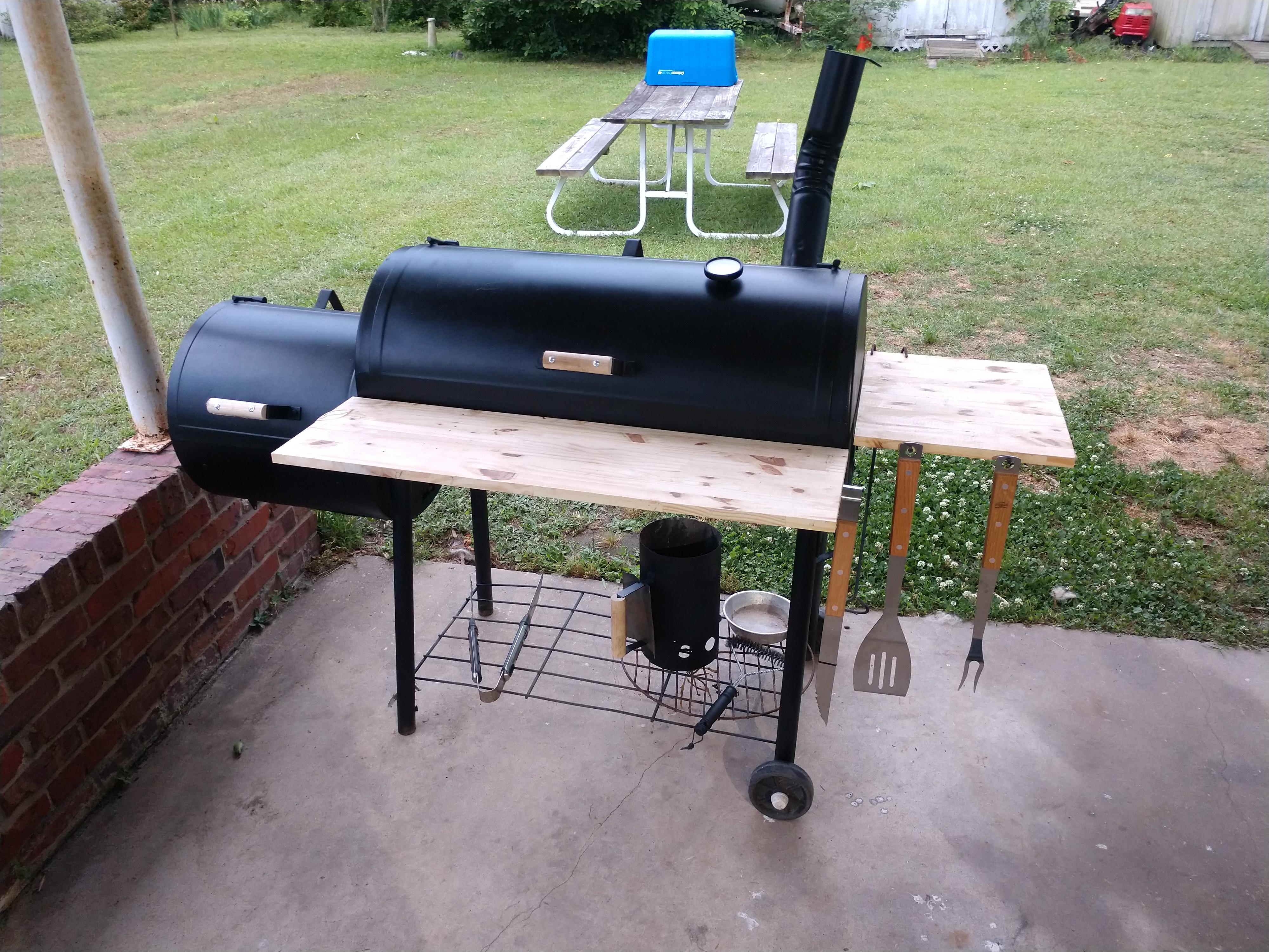 Just did a refurbish on my old charcoal grill. Turned out pretty nice