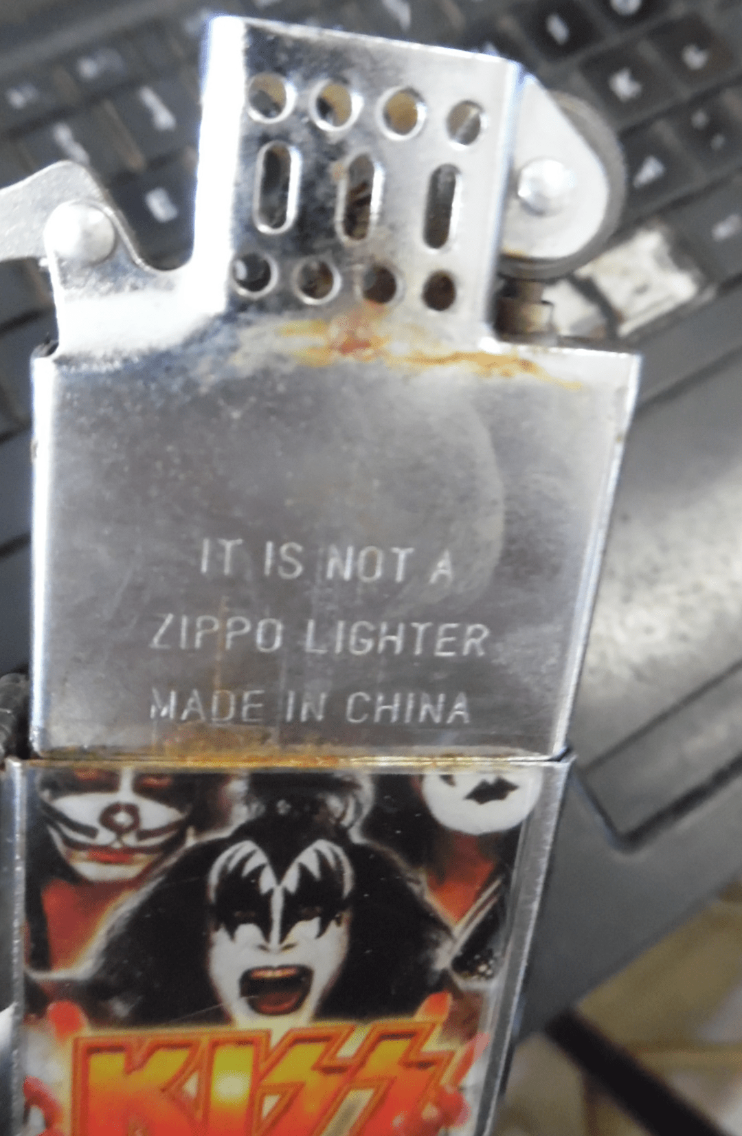 Cheap lighter reminds me it's a cheap lighter r/mildlyinteresting