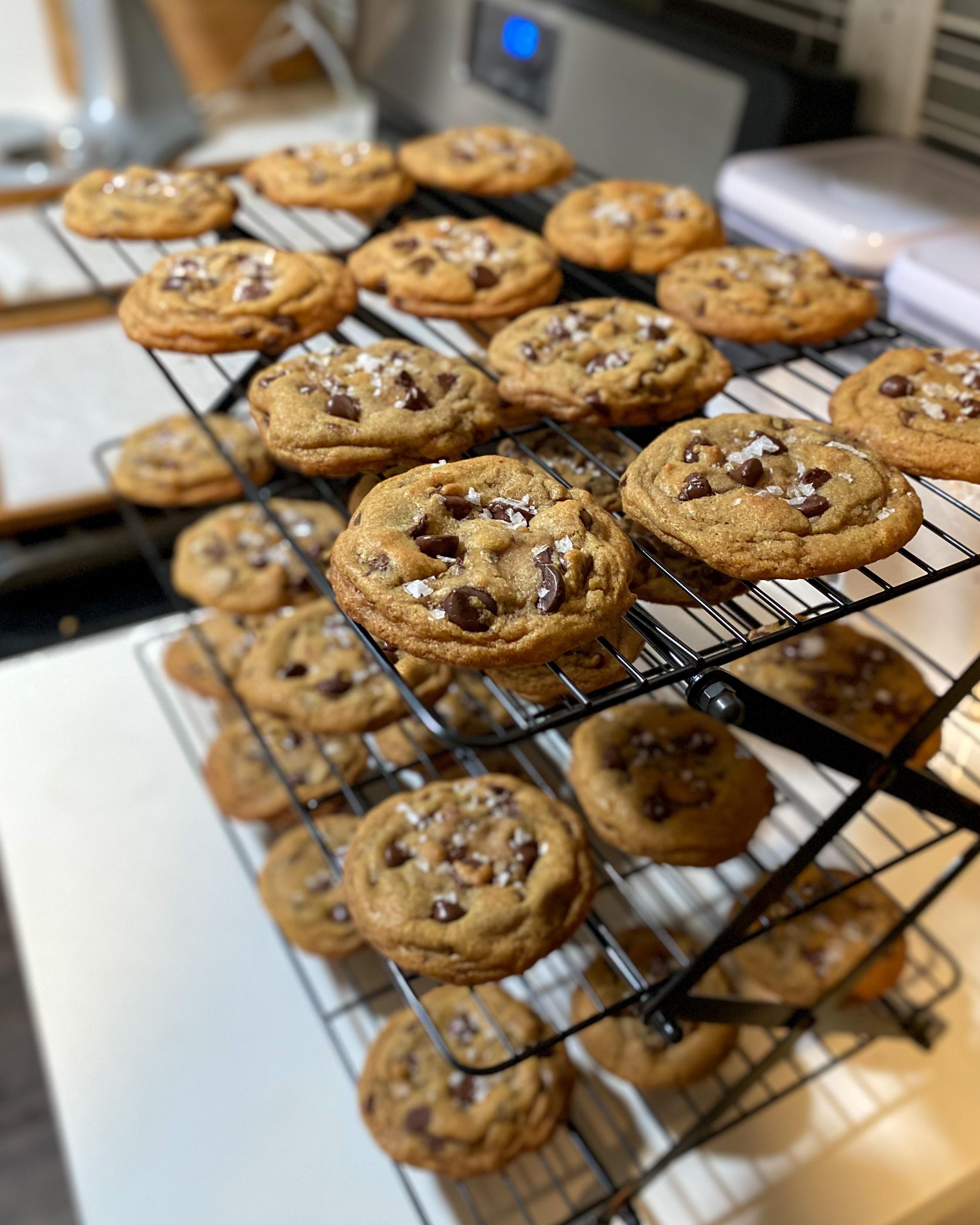 [Homemade] Sea Salt Chocolate Chip Cookies r/food