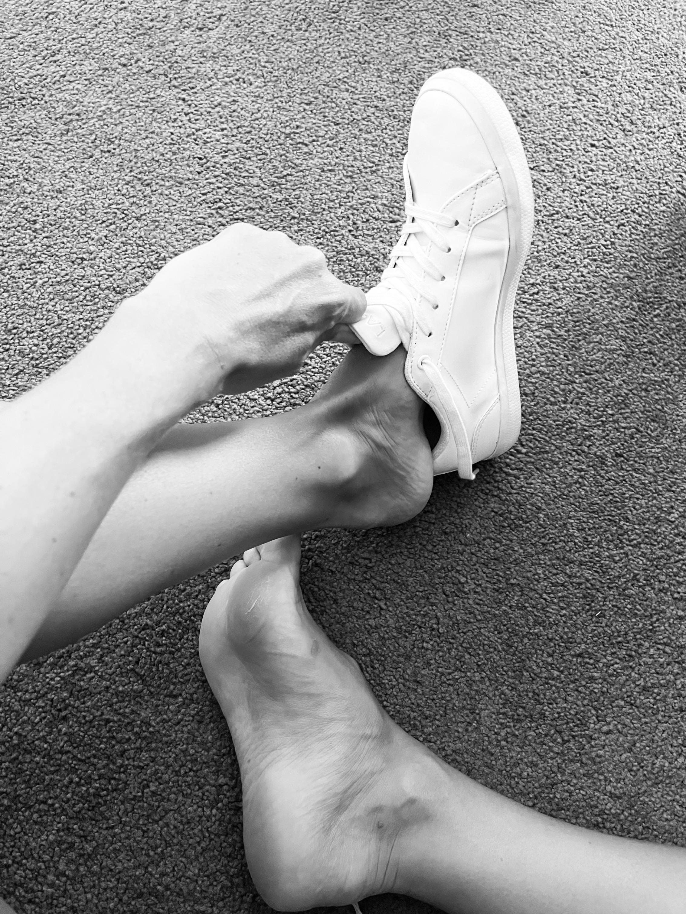 With socks or without? 🖤 r/VerifiedFeet