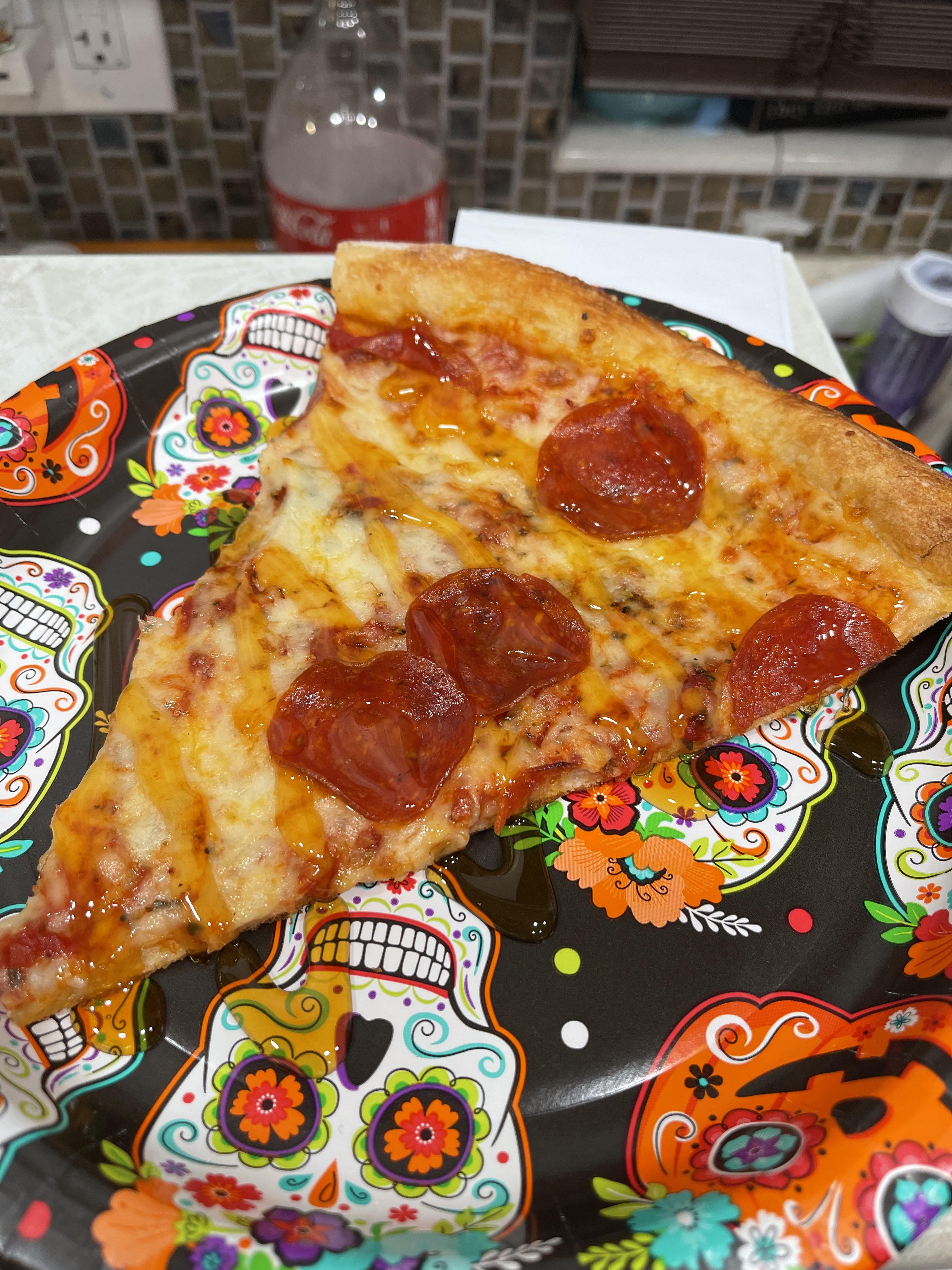 Vinny needs to see this, honey on pizza. r/Vinesauce