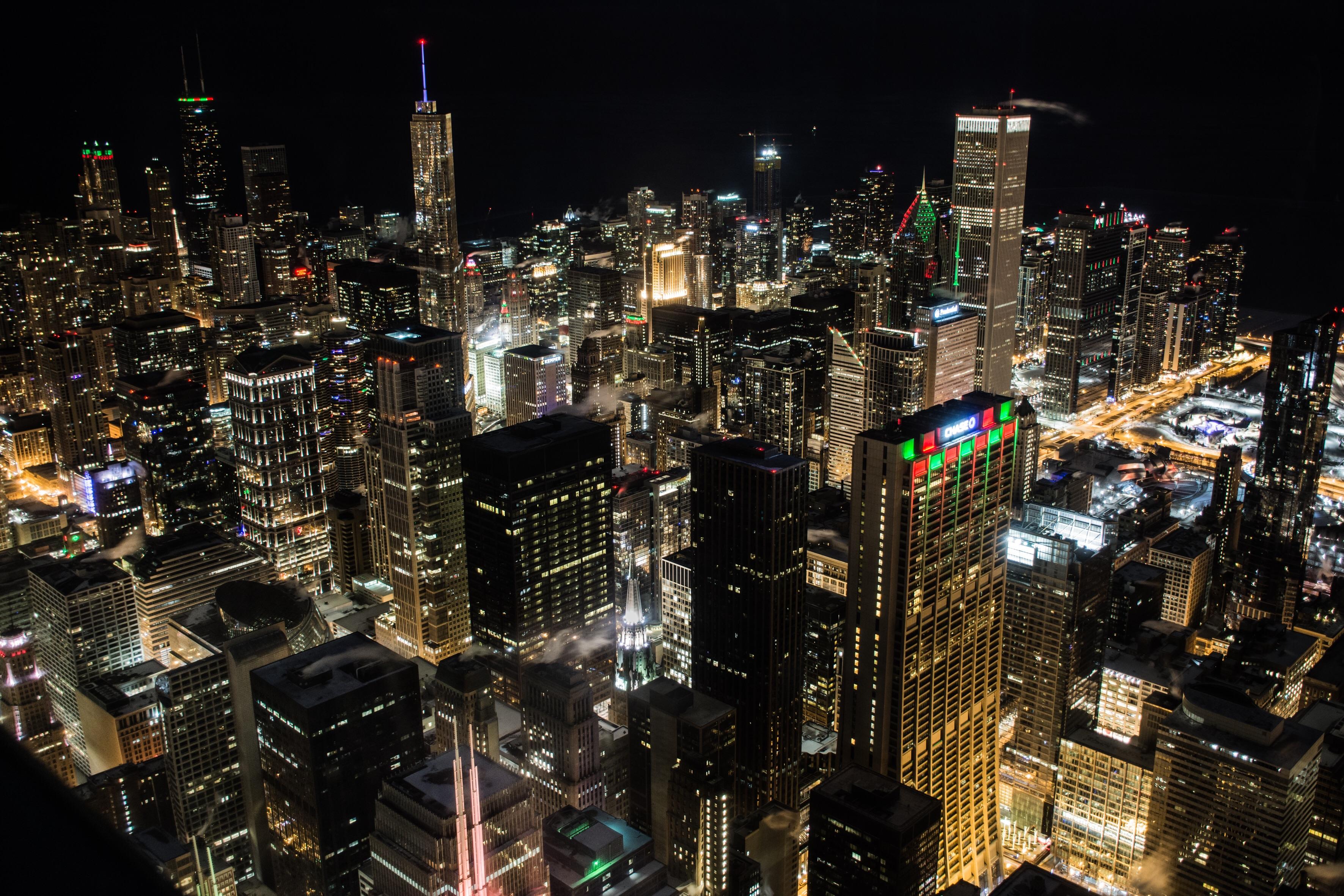 Downtown Chicago at night CityPorn