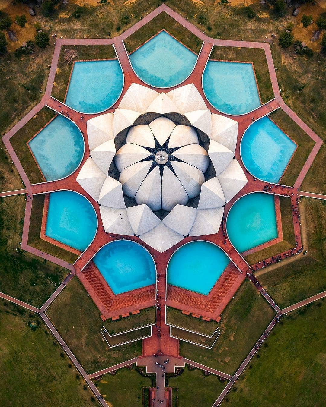 Aerial View of Lotus Temple at Delhi, India [1080*1350] r