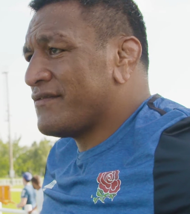 £10 prize if you can find a rugby player with bigger ear lobes than