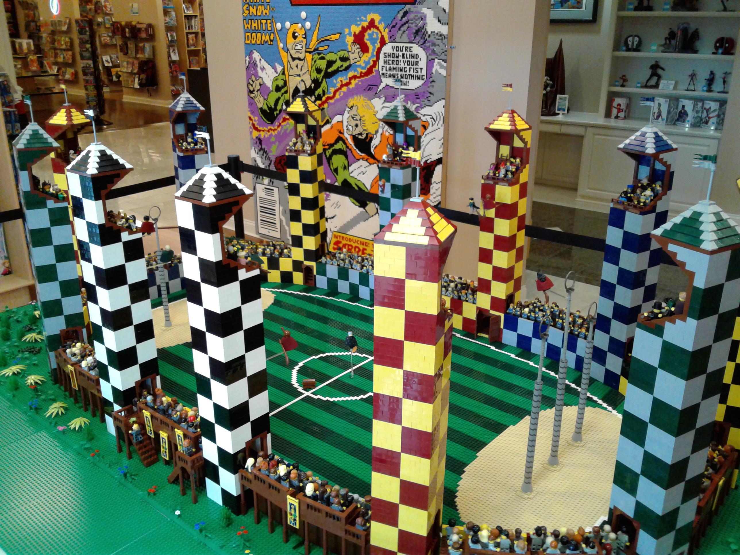 This Quidditch pitch at my LCS r/lego