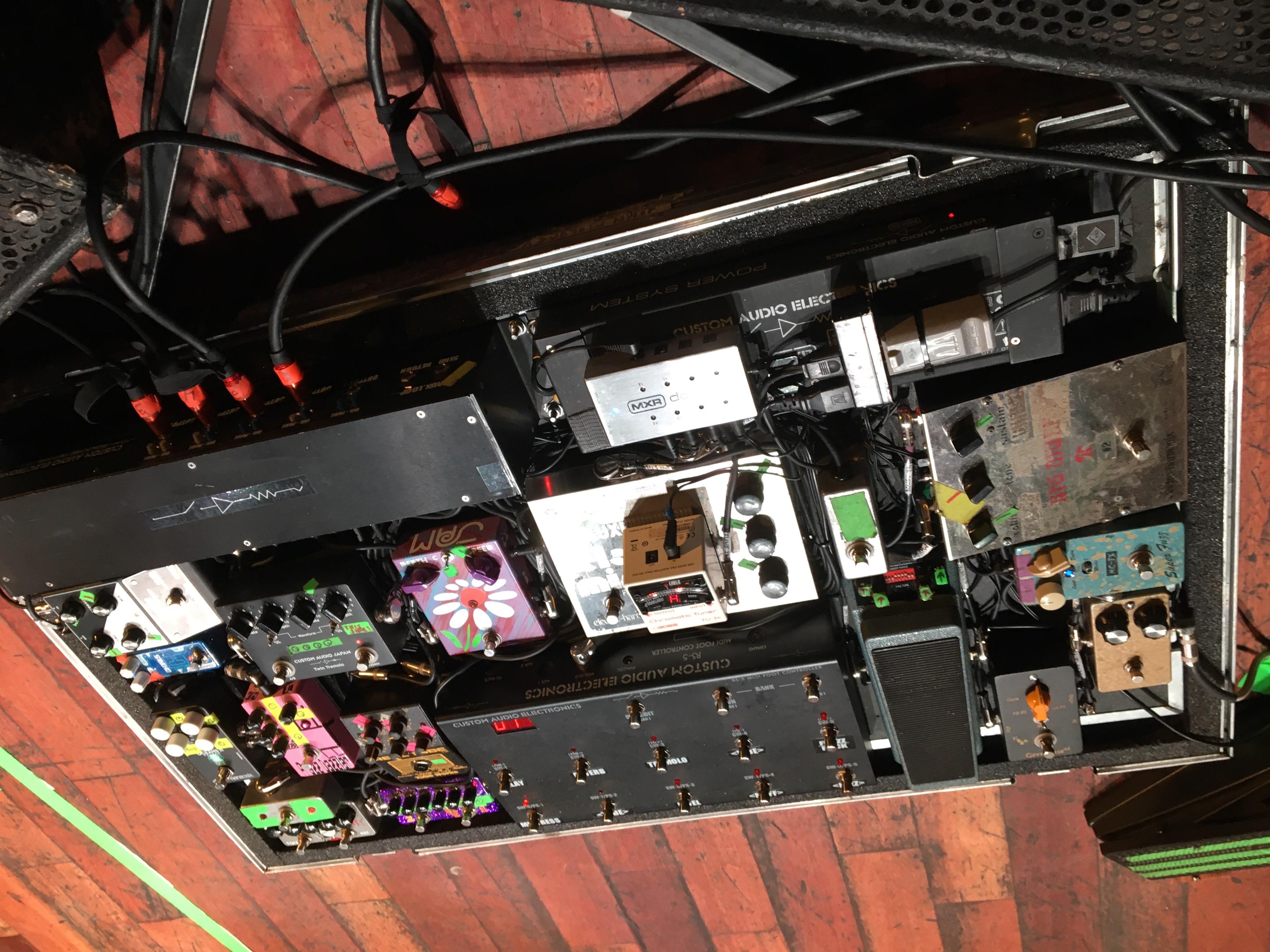 Pedalboards of the Stars collection part III Page 46 The Gear Page