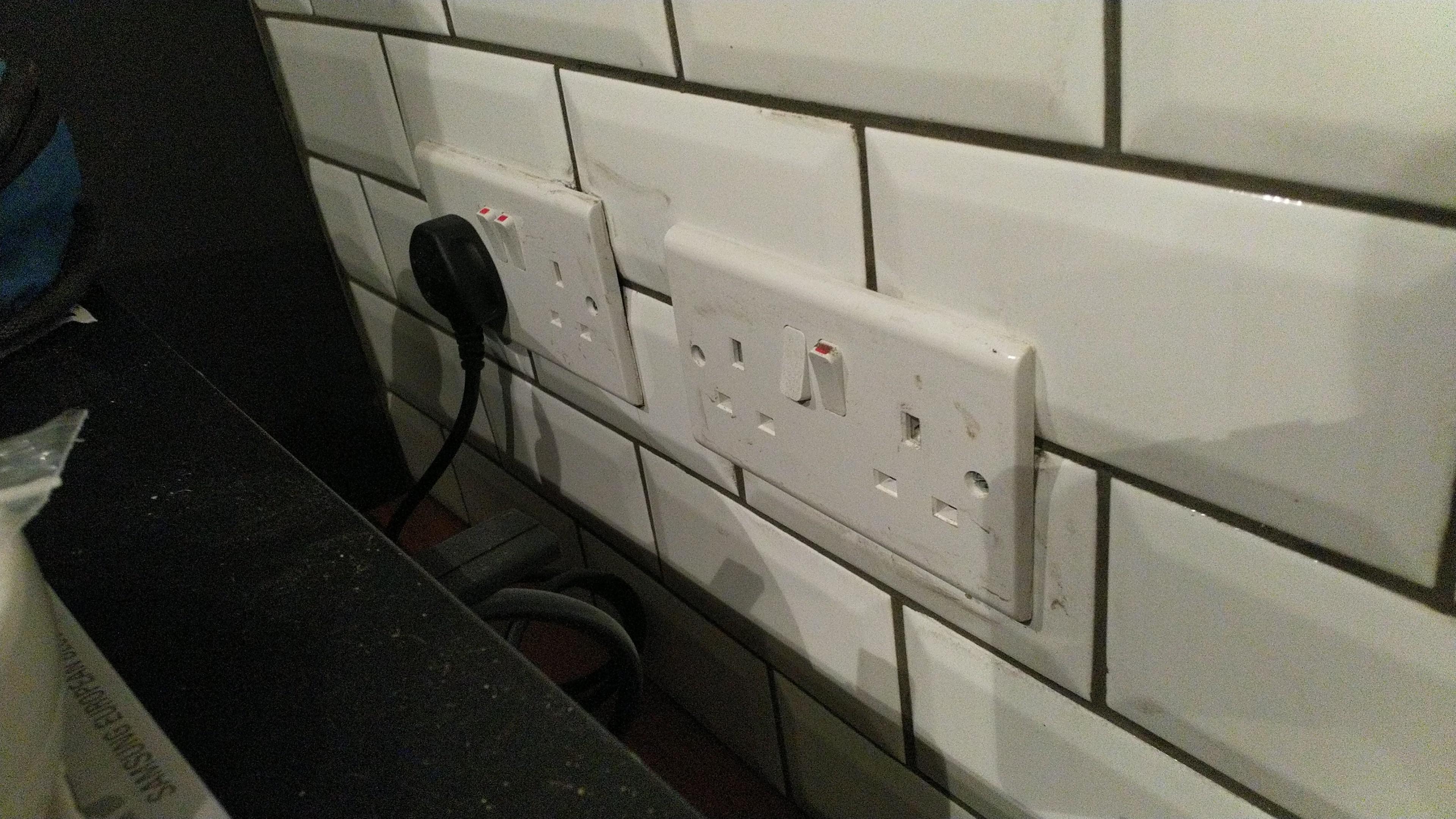 Sockets Near A Kitchen Sink at Leonor Pettit blog