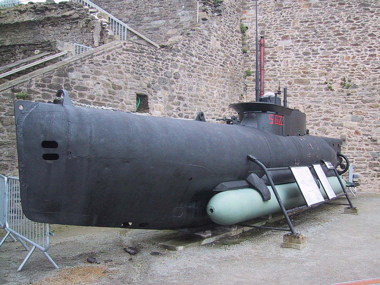S622 french small submarine, "Seehund" type (german origin), exposed in
