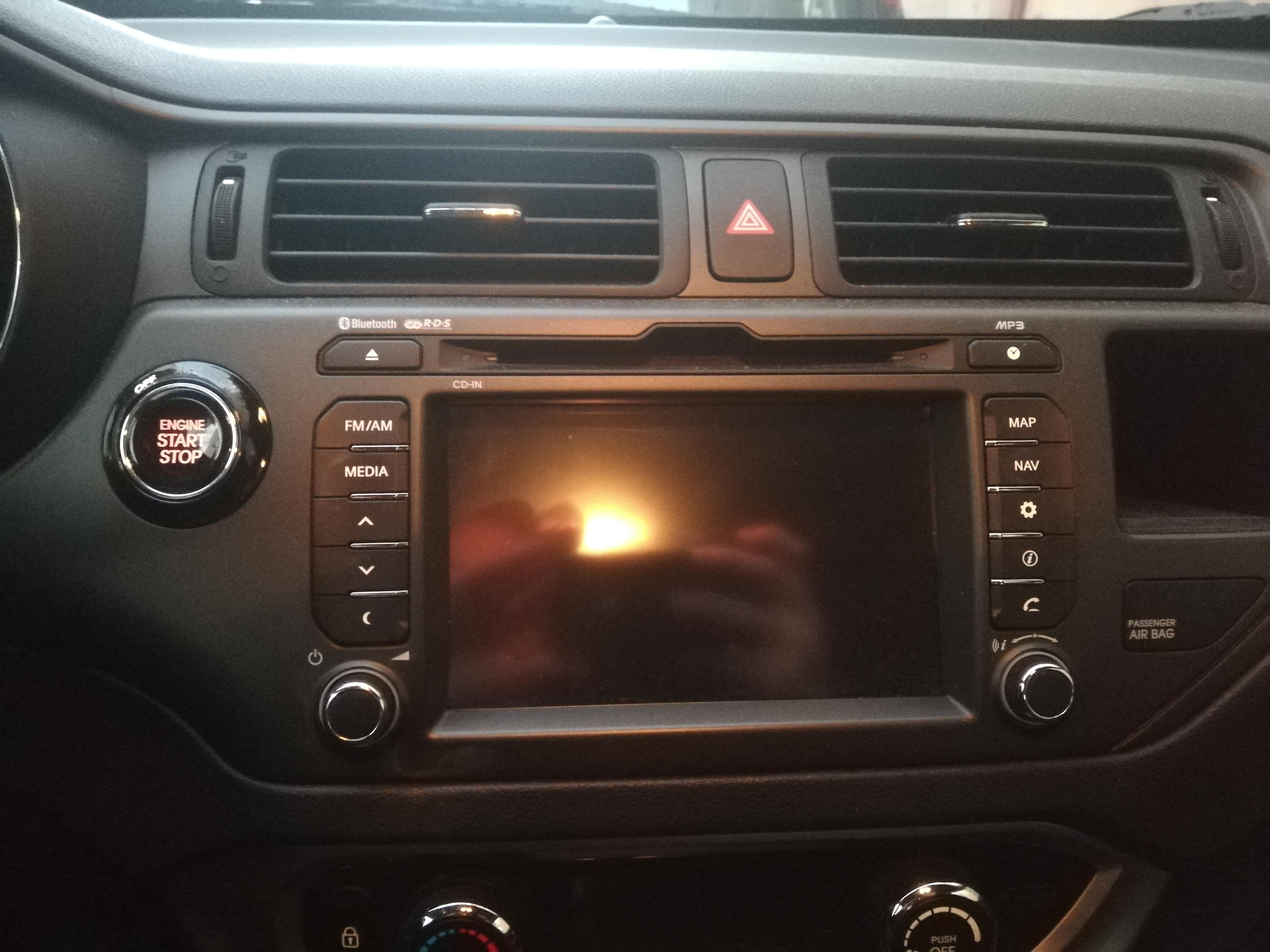 My Rio's (2011 or 2013?) infotainment system doesn't turn on anymore