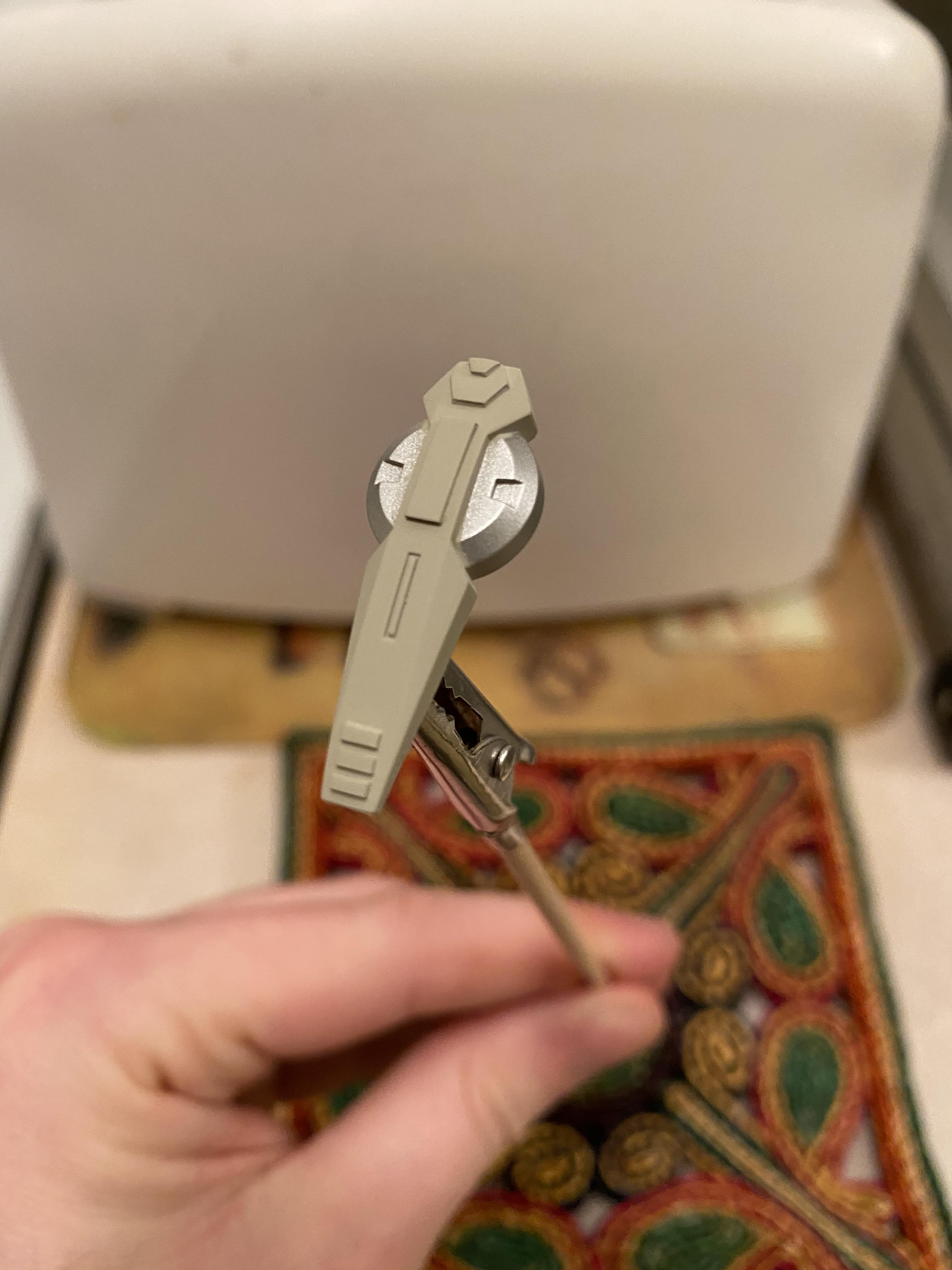 Peeling off masking tape is so damn satisfying r/Gunpla