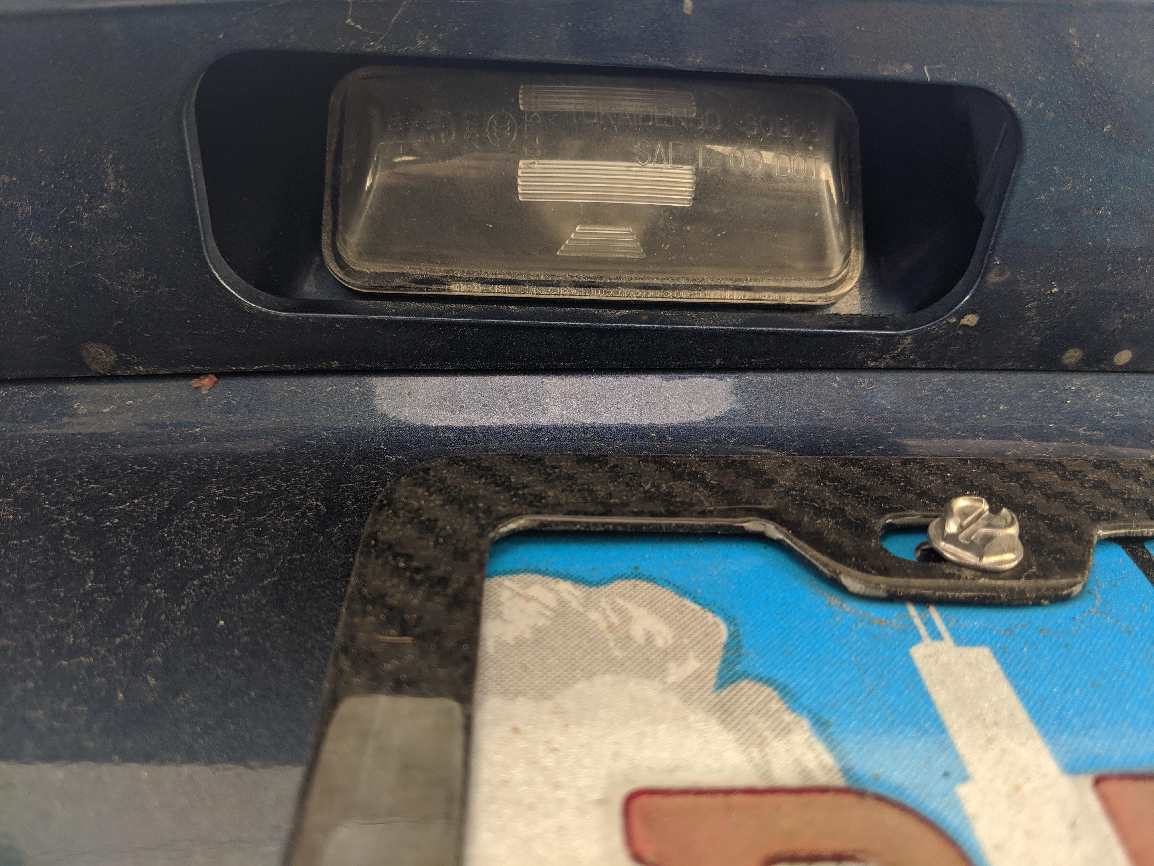 2011 Impreza Hatch changing license plate bulb replacement r/subaru