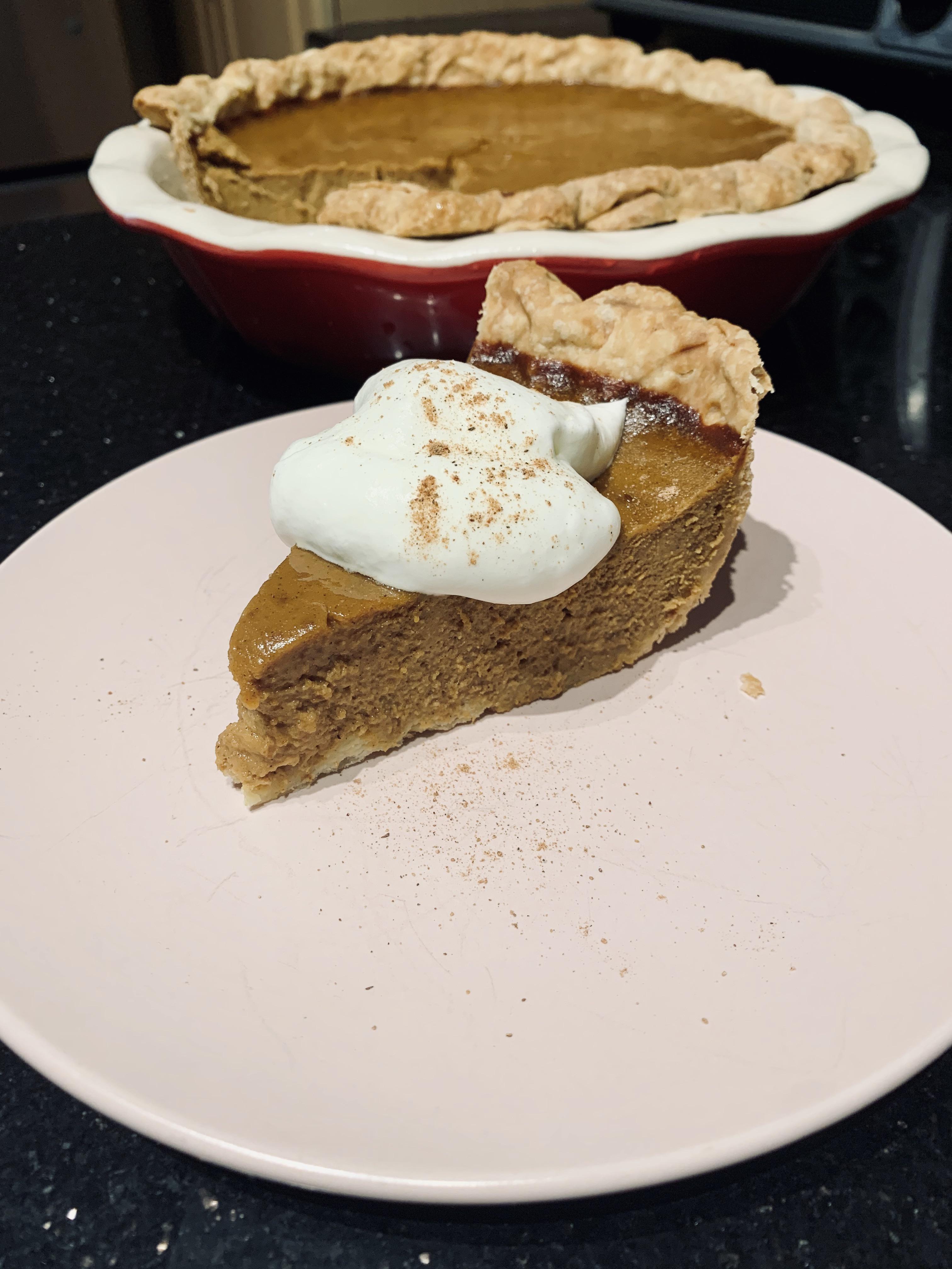 Caramelized Honey Pumpkin Pie r/DessertPerson