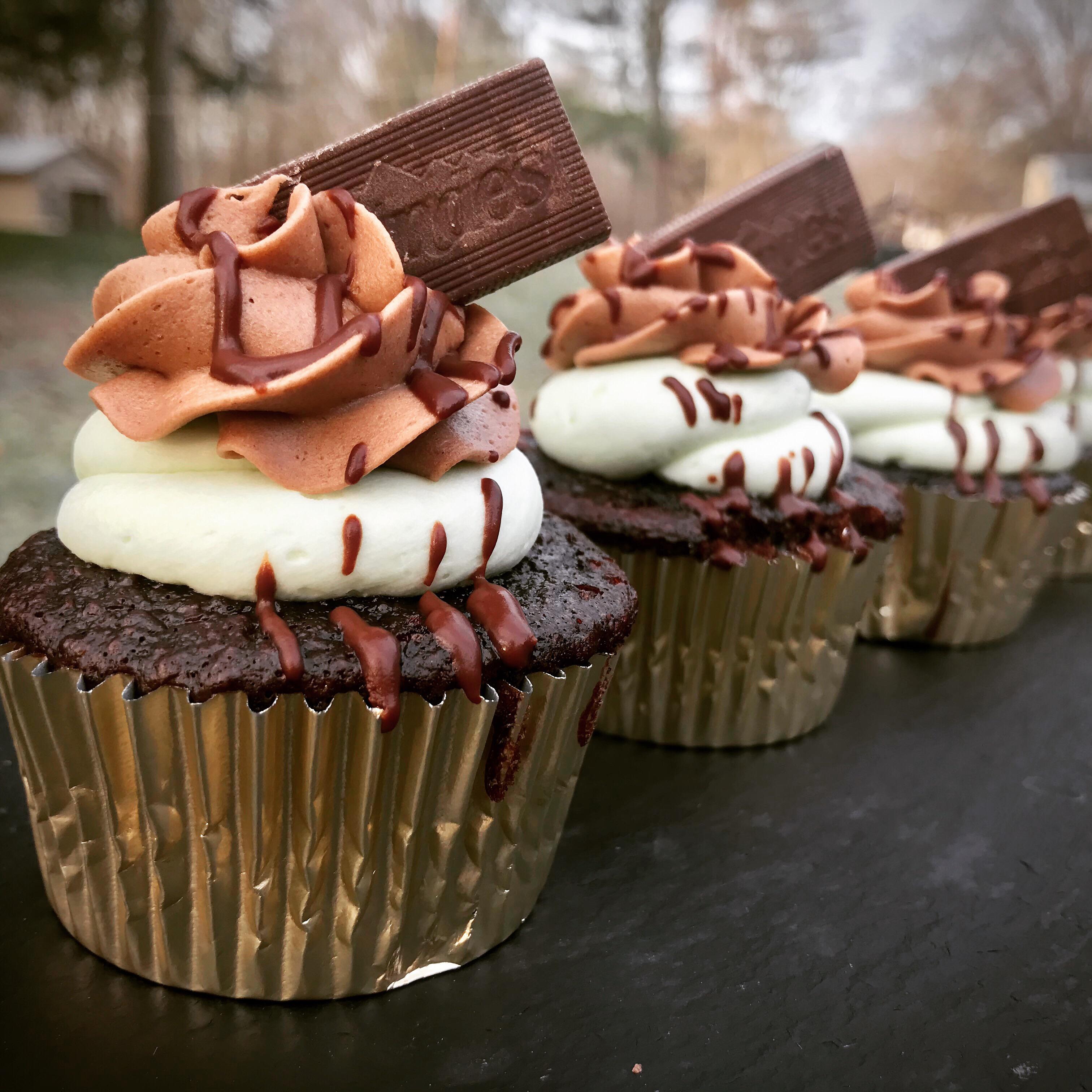 Chocolate mint cupcakes r/cupcakes
