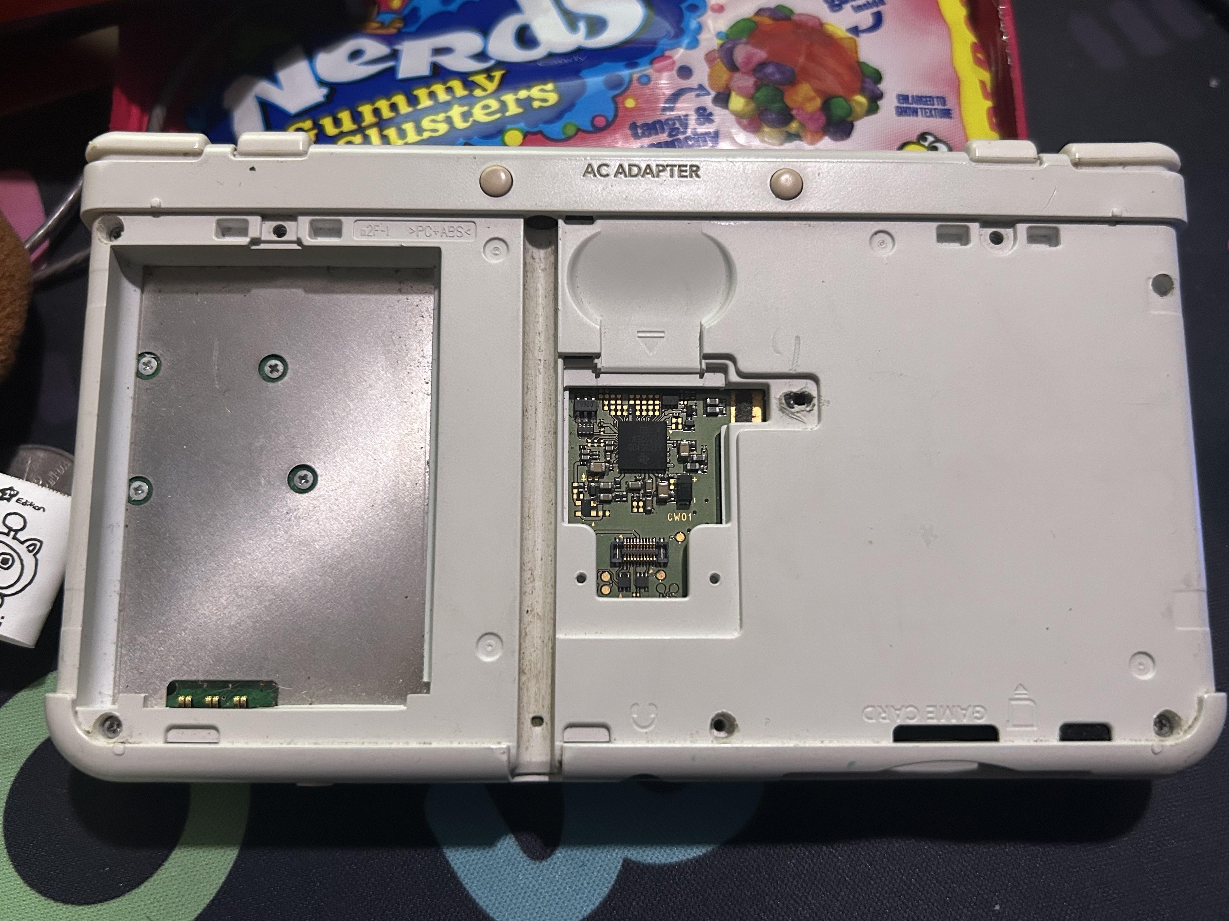 New 3DS SD card slot replacement r/consolerepair
