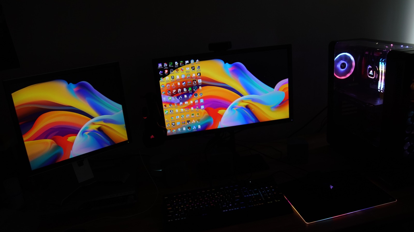 Icue meets Wallpaper engine r/pcmasterrace