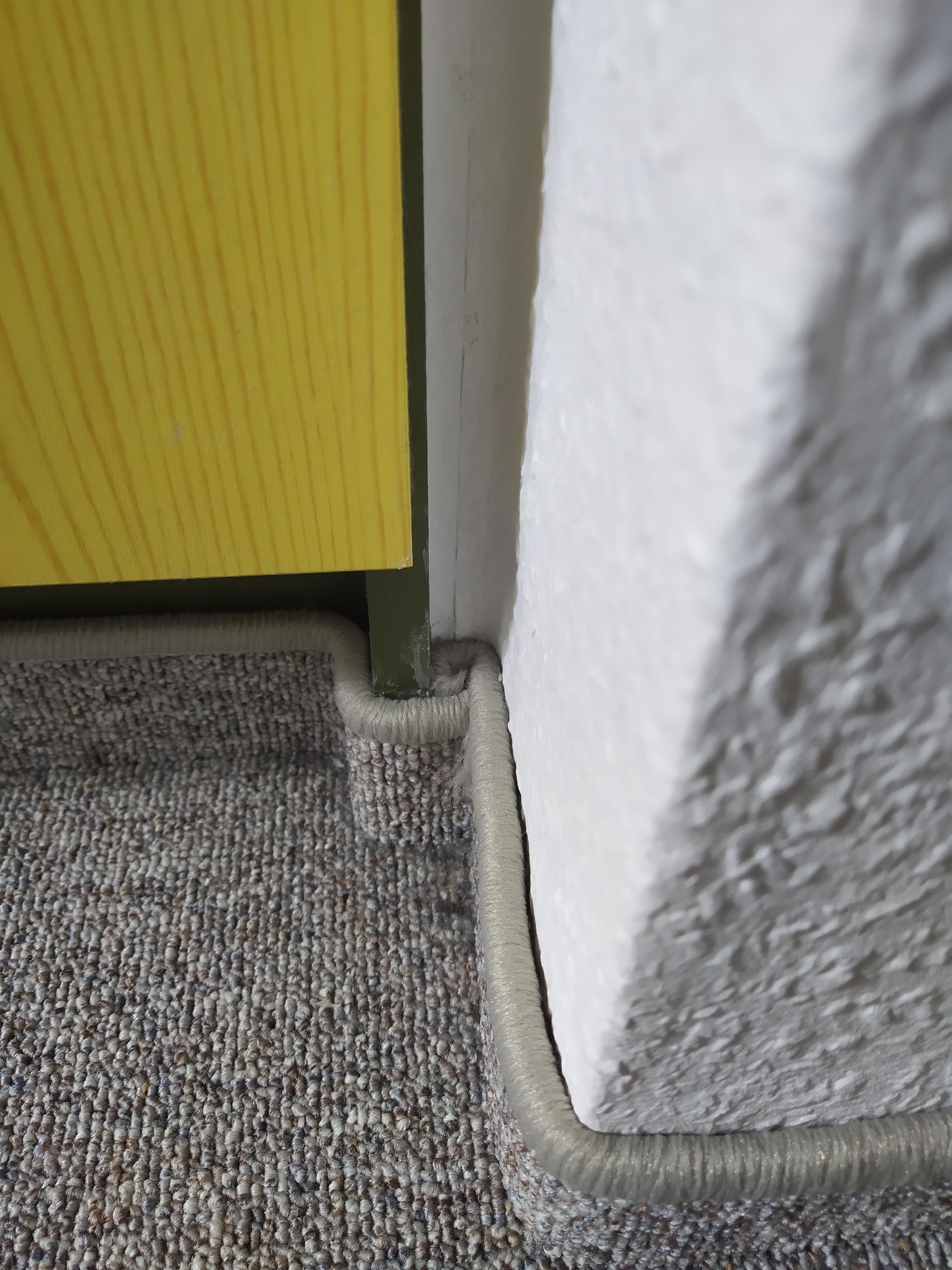 My cousin made this perfect carpet skirting board in my room. r