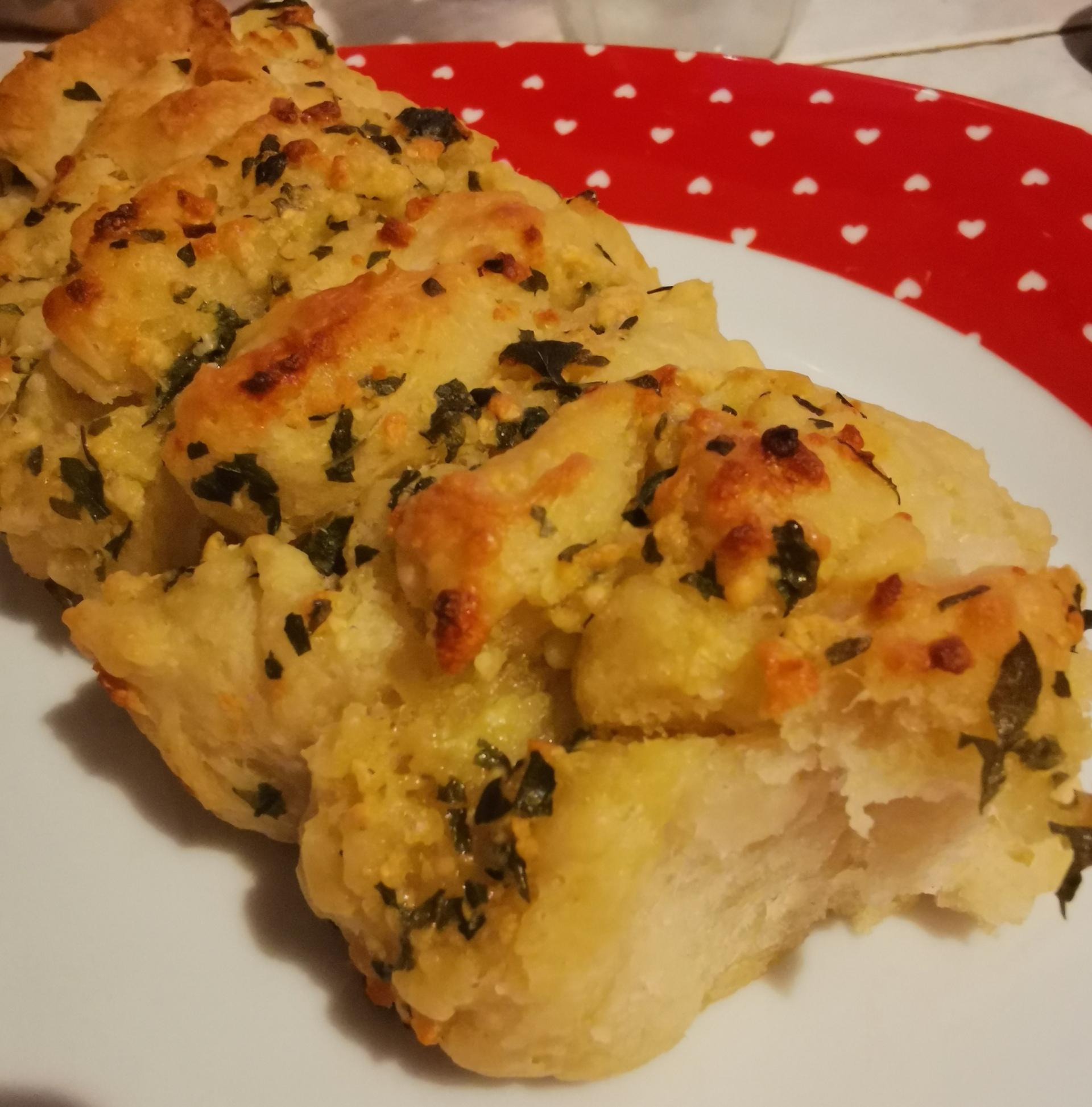 Pizza dough recipe to make garlic bread r/Breadit