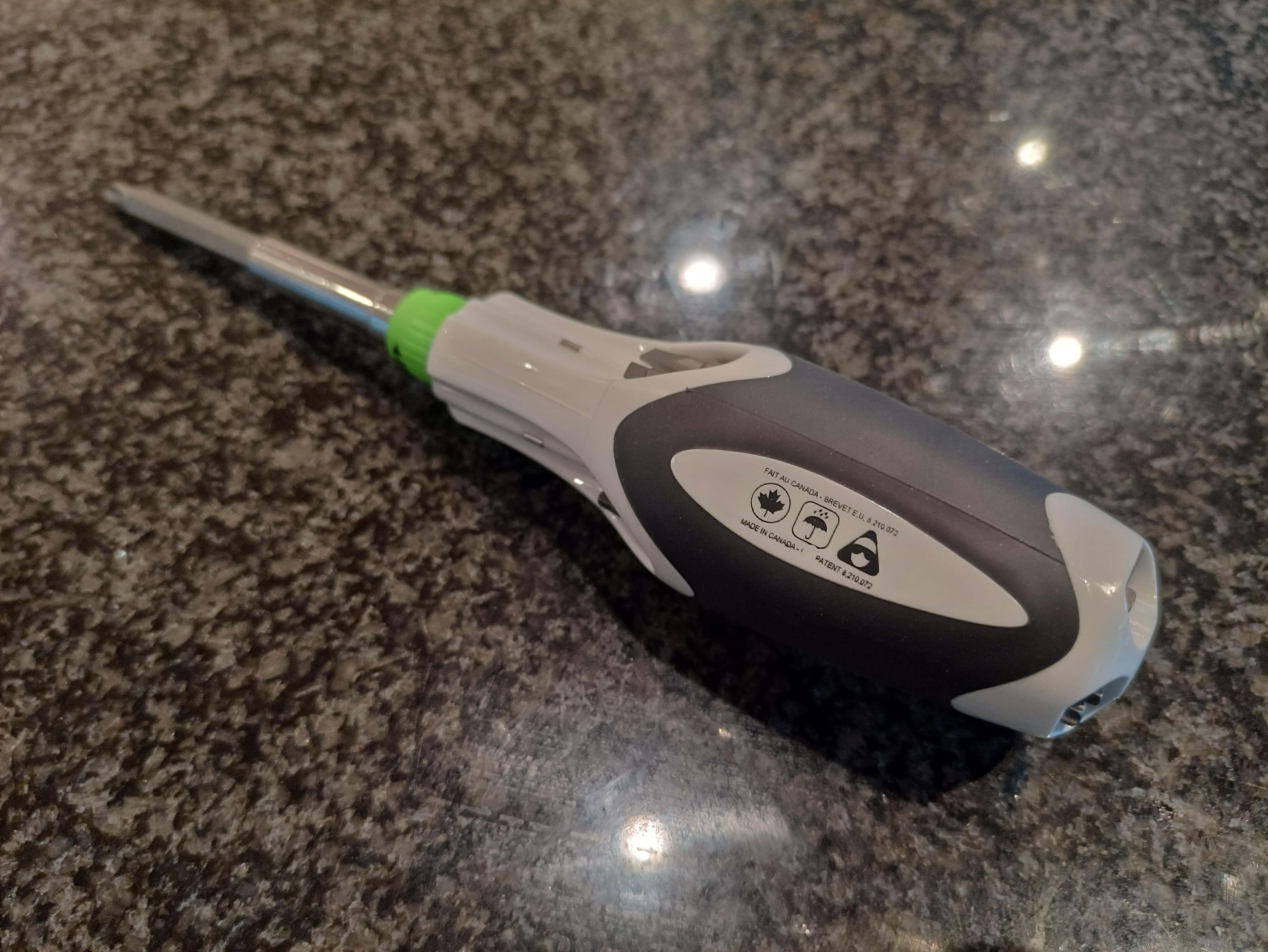 A gearless ratcheting screwdriver that I bought is made in Canada! r